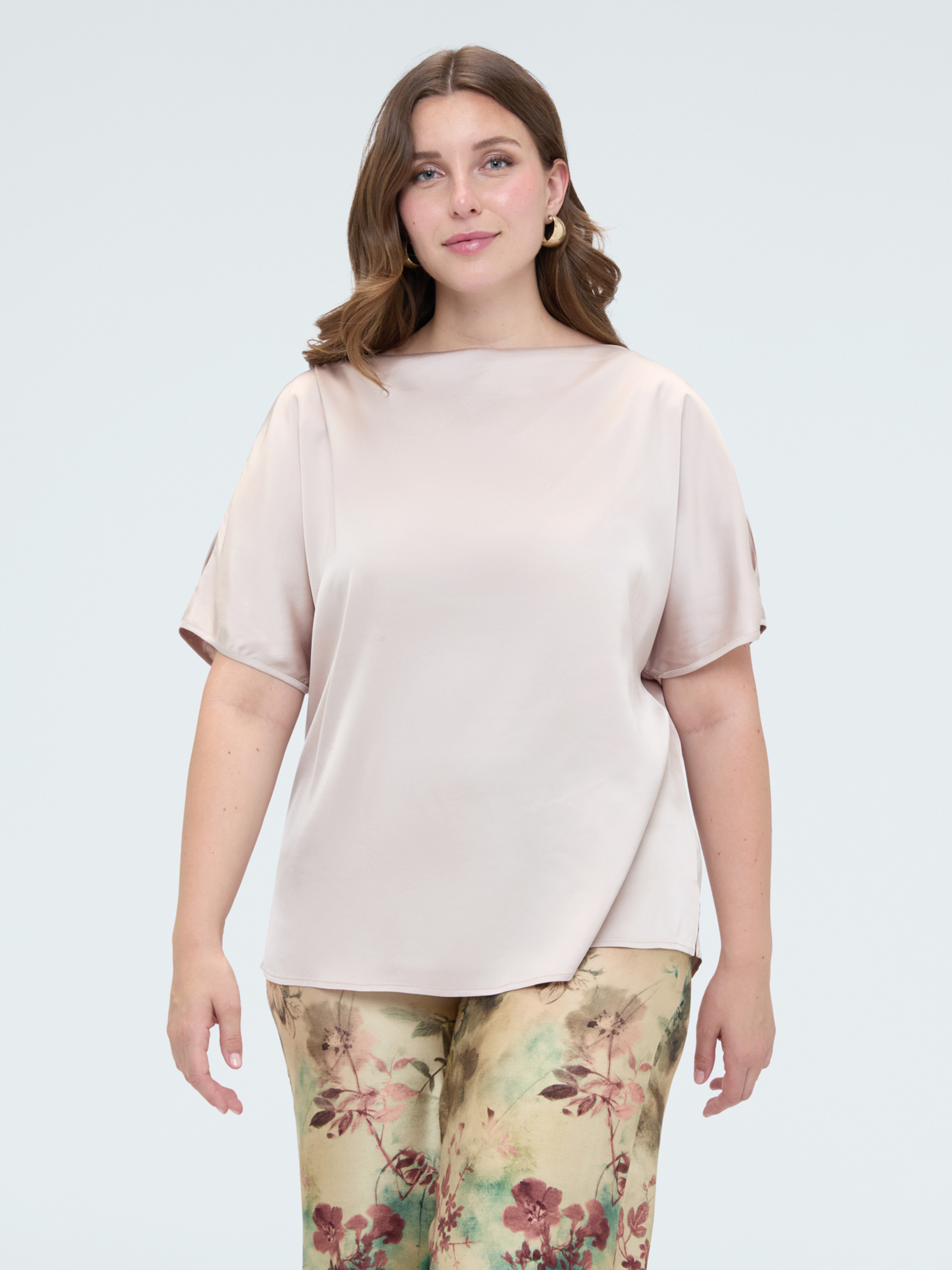 Blouse avec encolure bateau et découpes, FIORELLA RUBINO