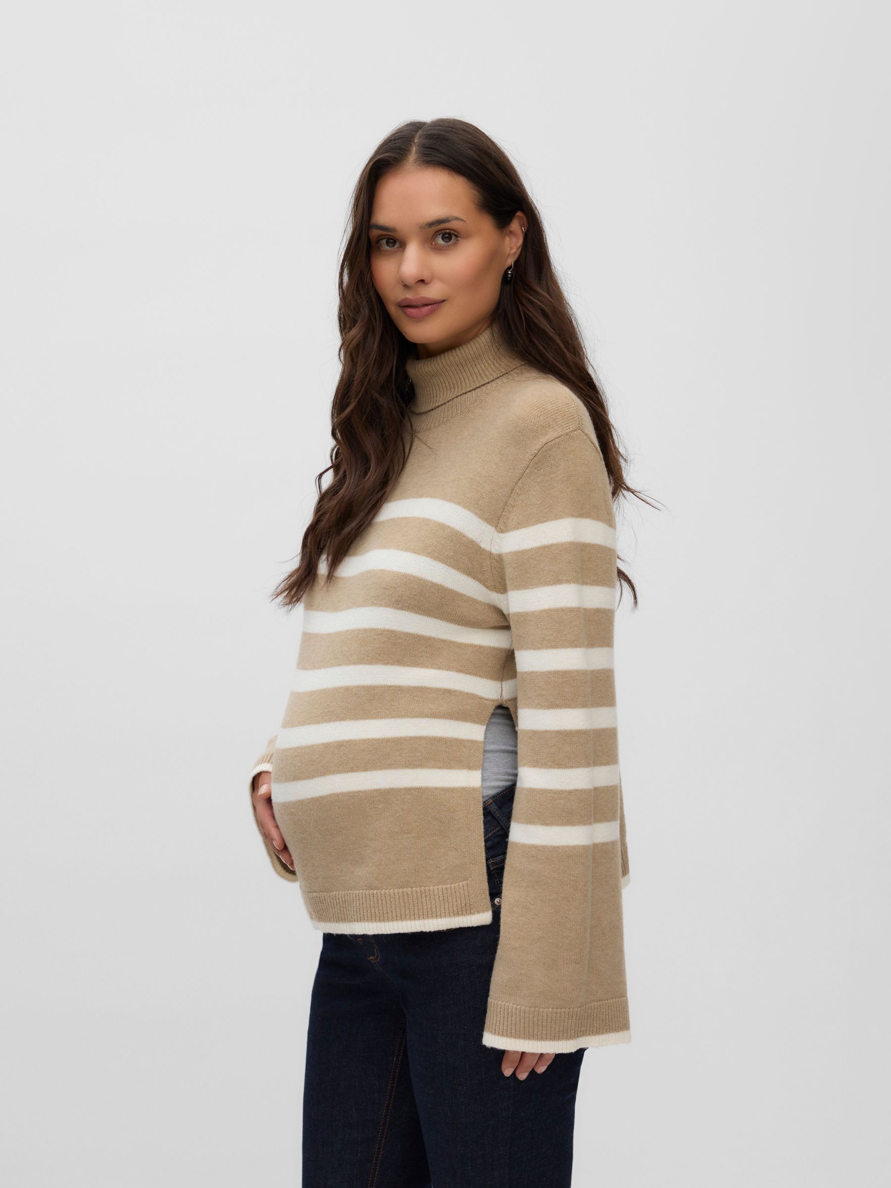 Pull En Maille, MAMA LICIOUS