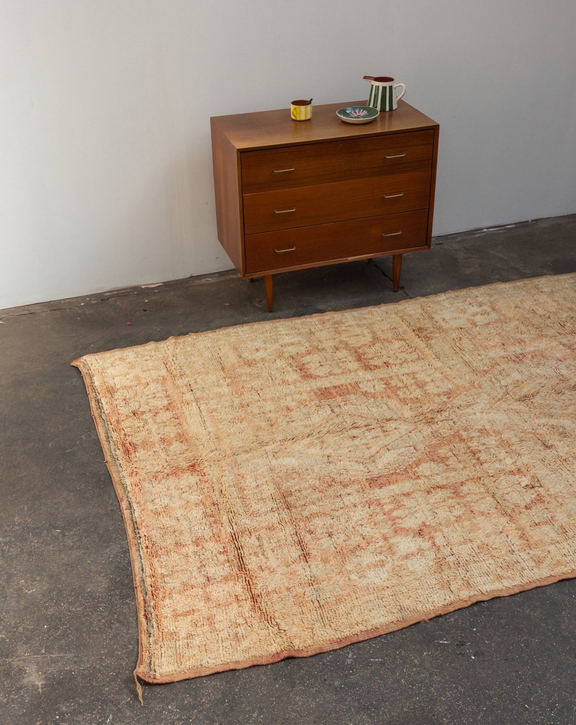 Grand tapis orangé en laine Olivier N°39 - Bon état, DEBONGOUT