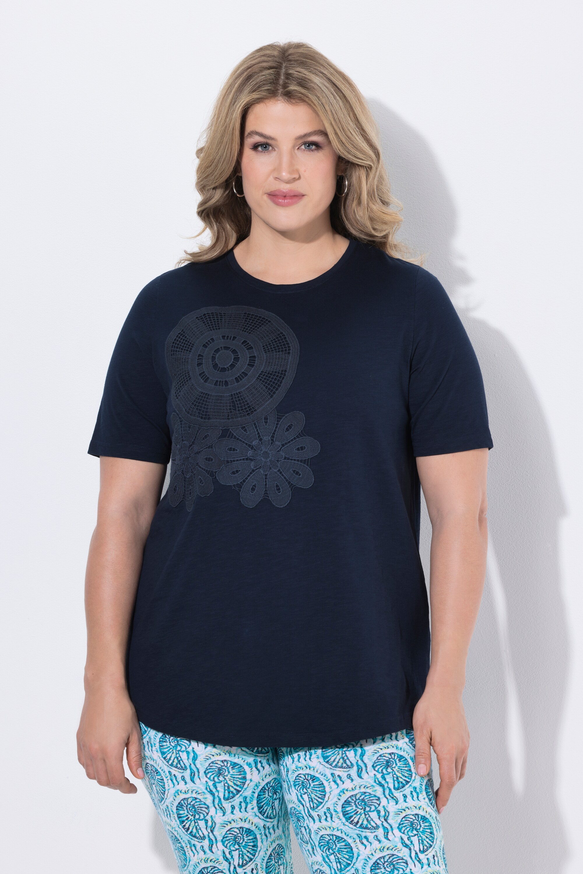 T-shirt en coton bio, fleurs en crochet, ULLA POPKEN