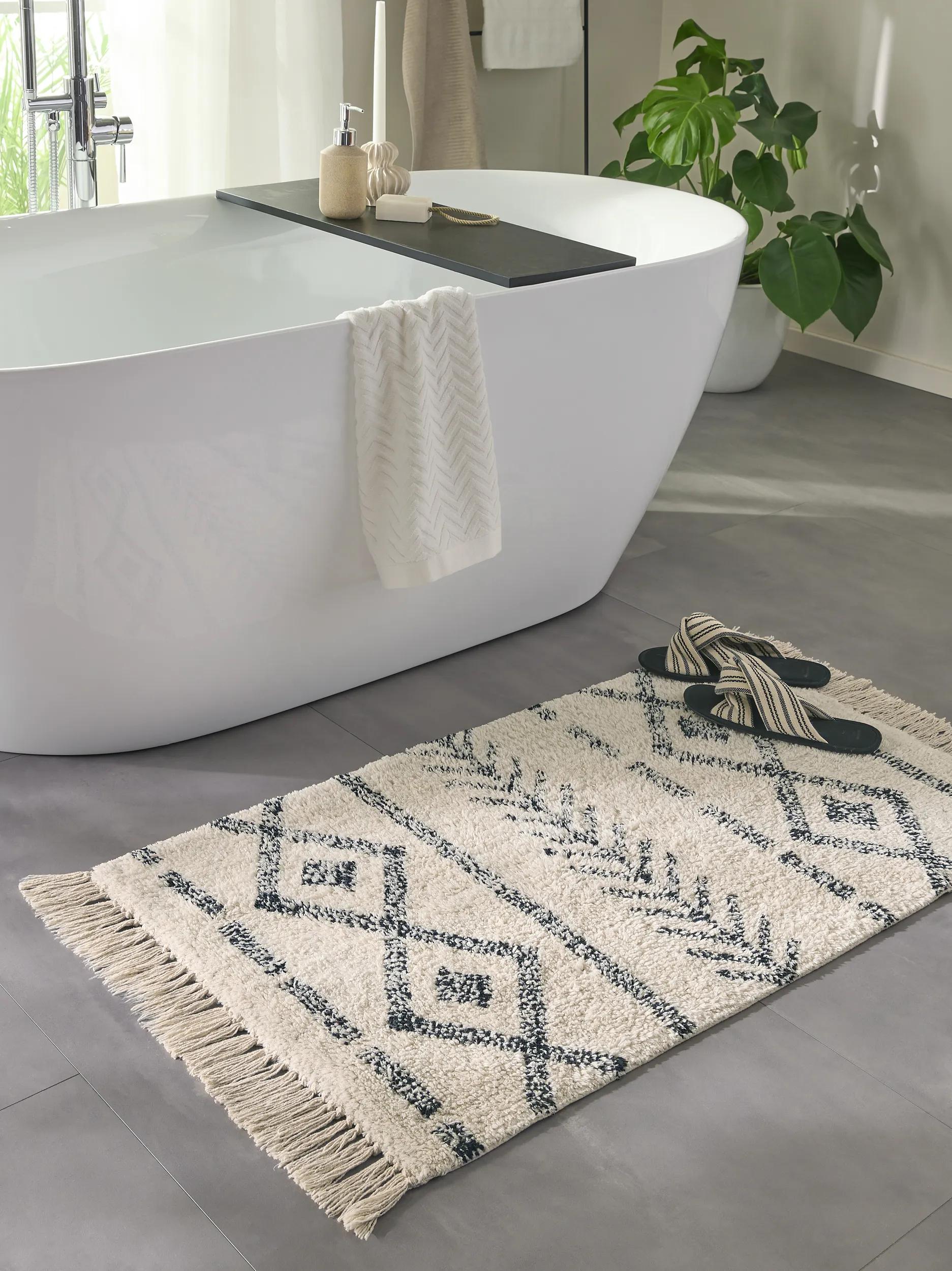 Tapis de bain tufté main NAOMI, BENUTA 