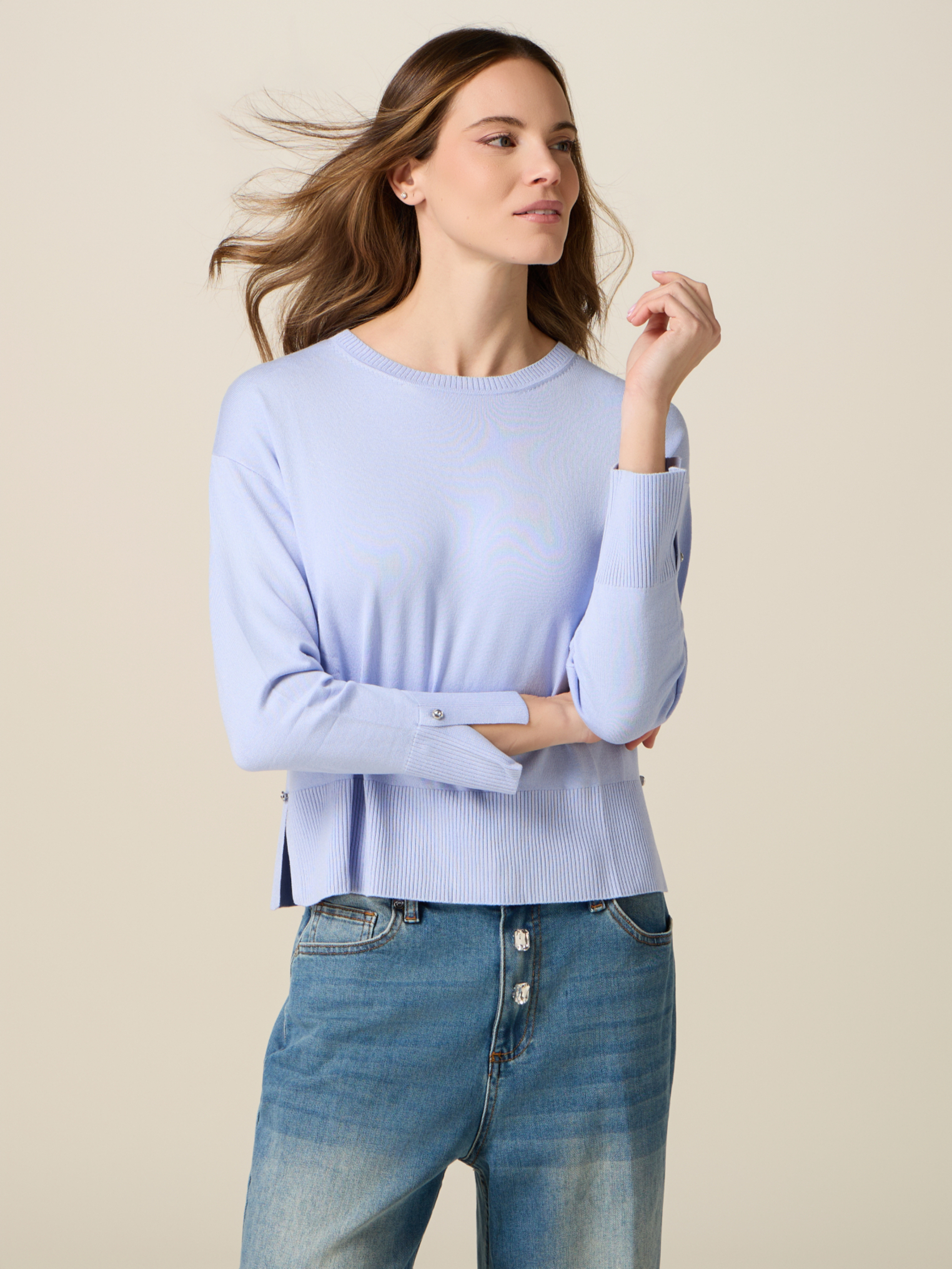 Pull avec boutons bijoux, OLTRE