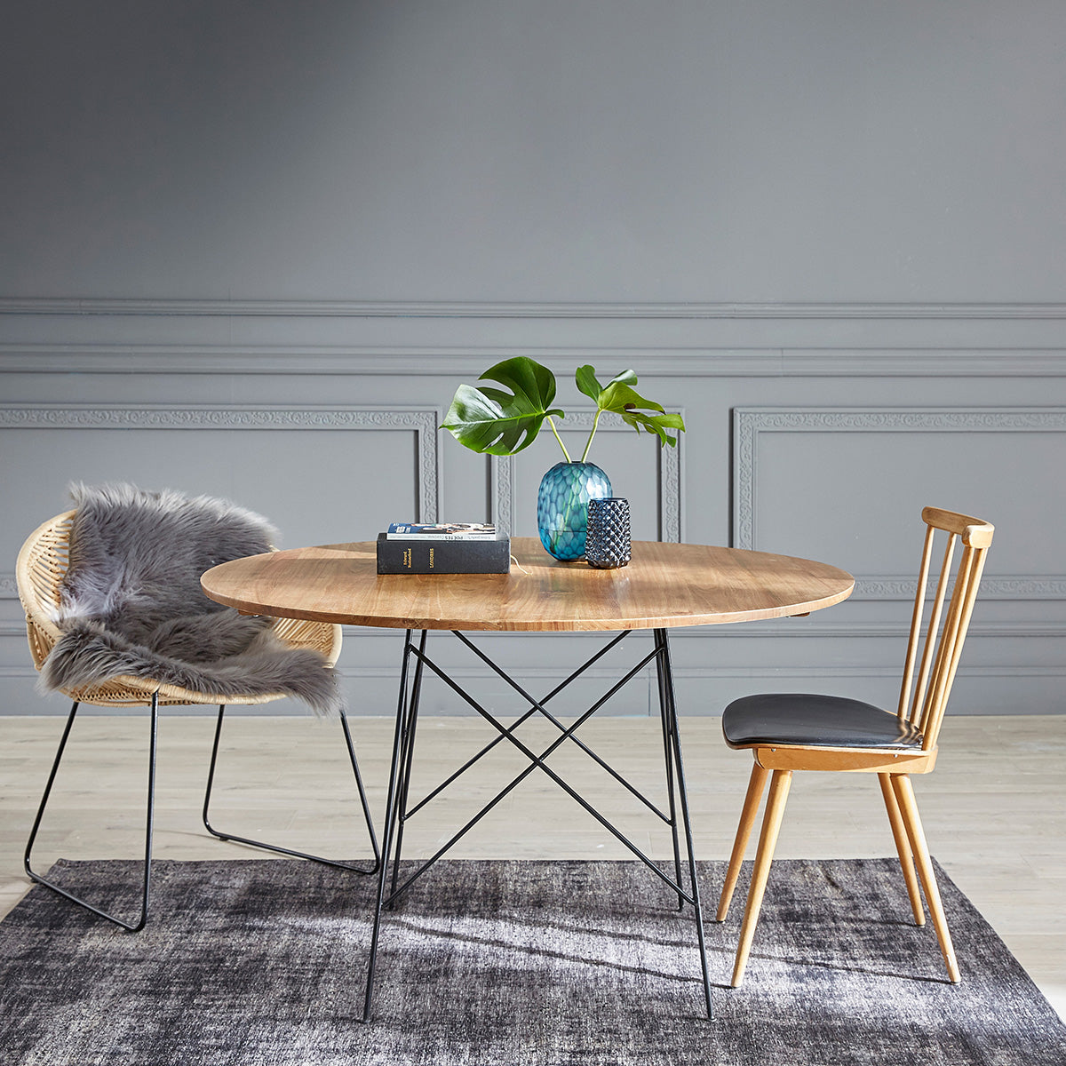 Table en bois massif 4 pers. MILO, BERAH GETAH
