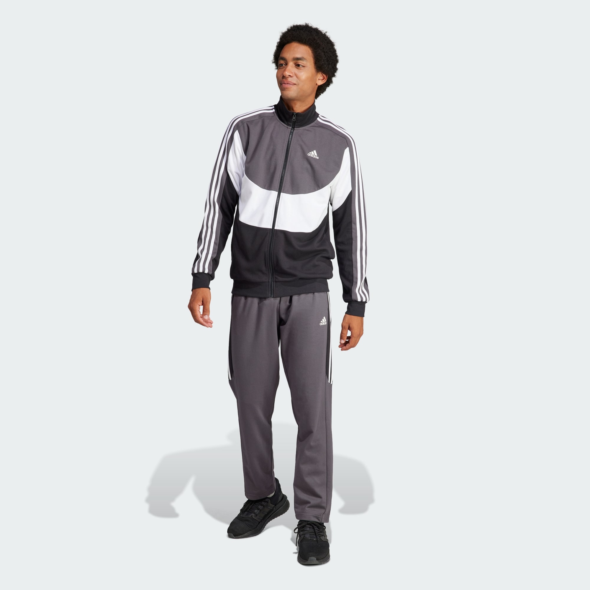 Survetement adidas noir et blanc on sale