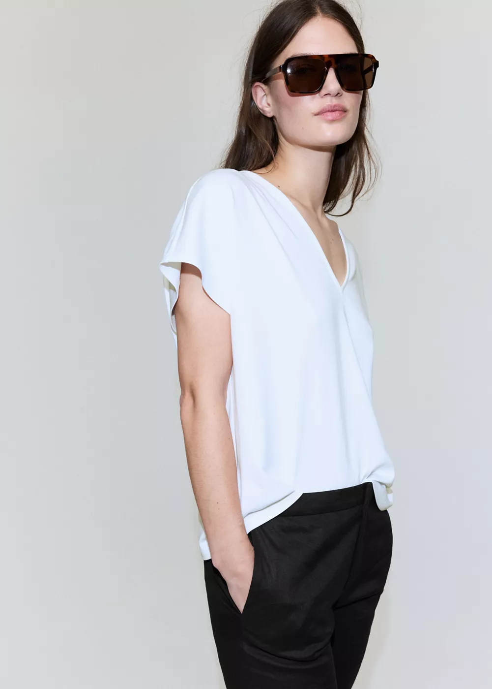 T-shirt coton col en V, MANGO