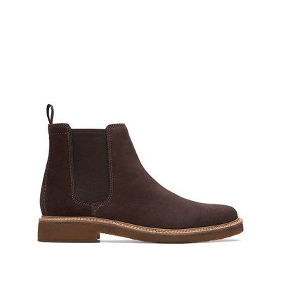 Clarkdale Easy Chelsea Boots in Suede CLARKS