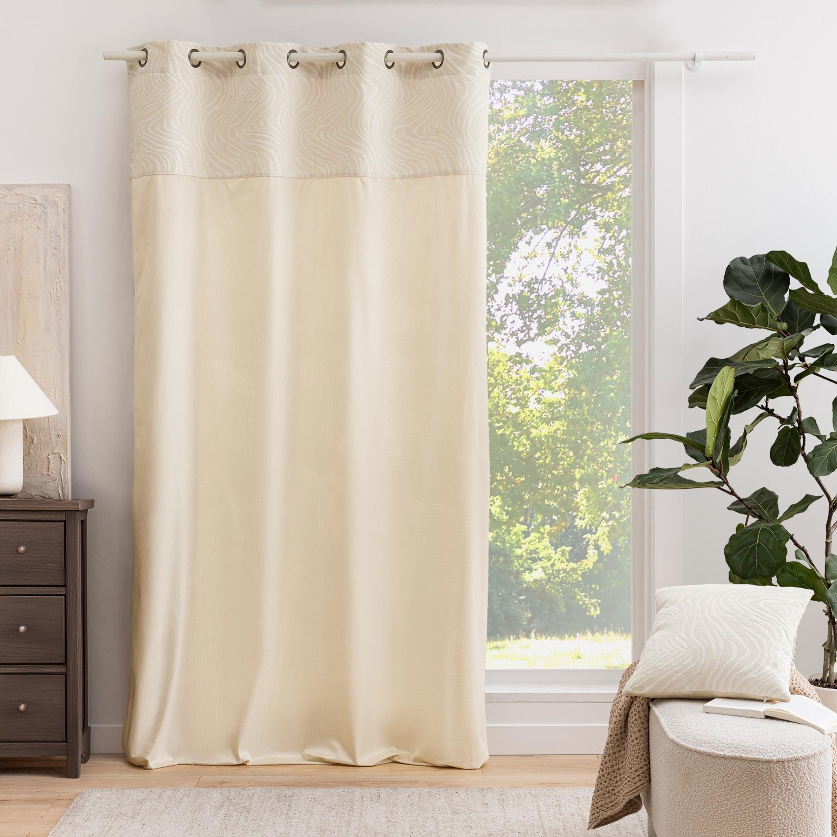 Rideau tamisant à œillets en velours avec bandeau jacquard zébré, DOUCEUR D'INTÉRIEUR