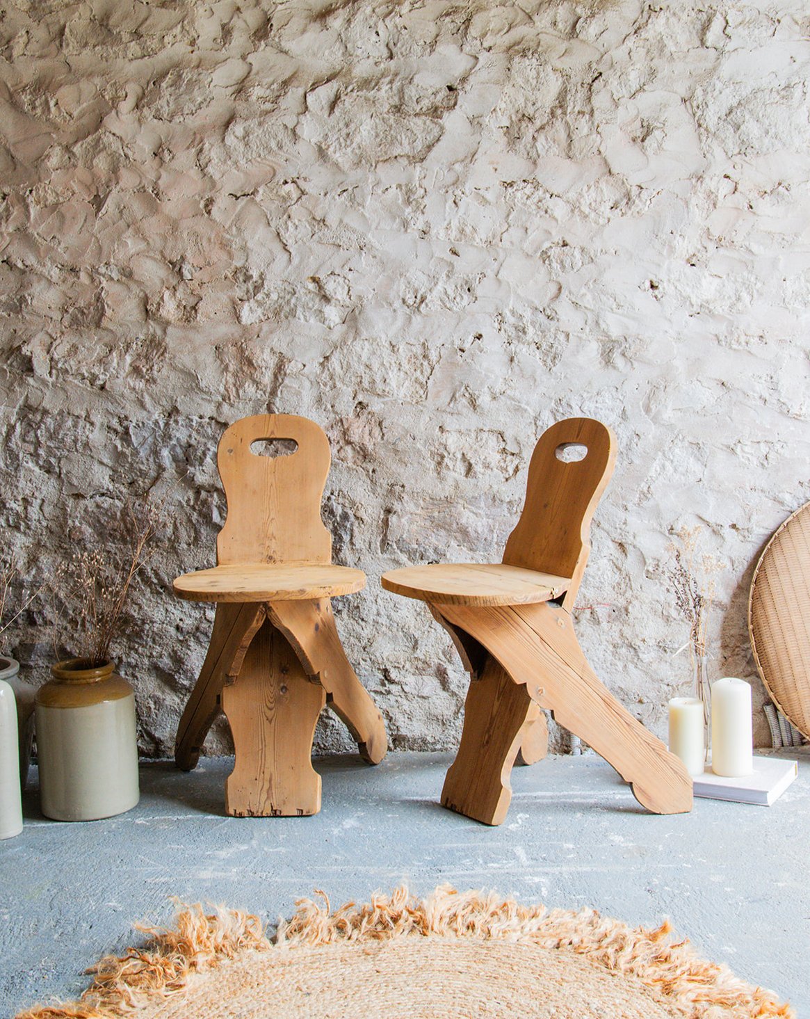 Paire de chaises en bois Claude N°362 - Bon état, DEBONGOUT