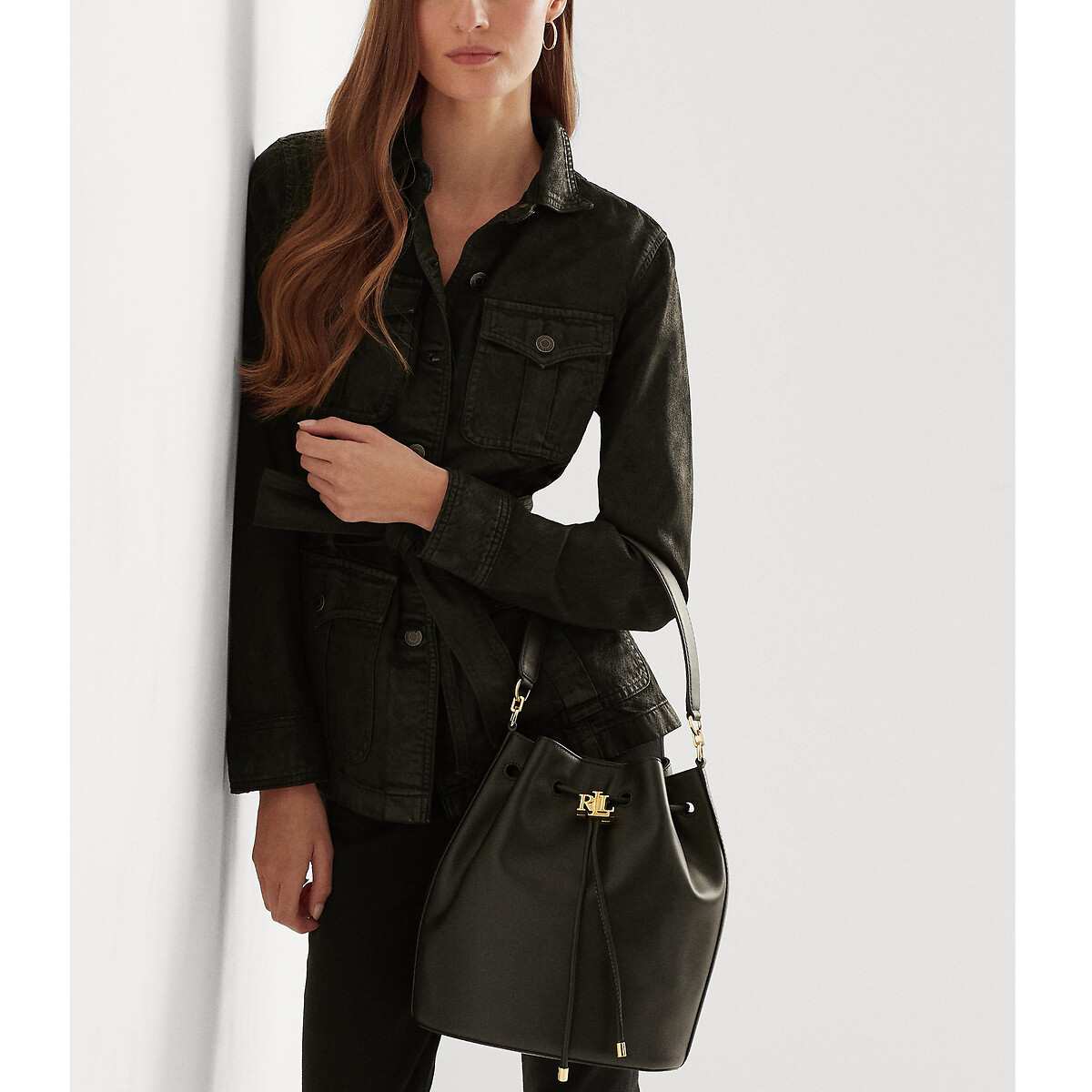 Image of Andie Large Bucket Bag in Leather