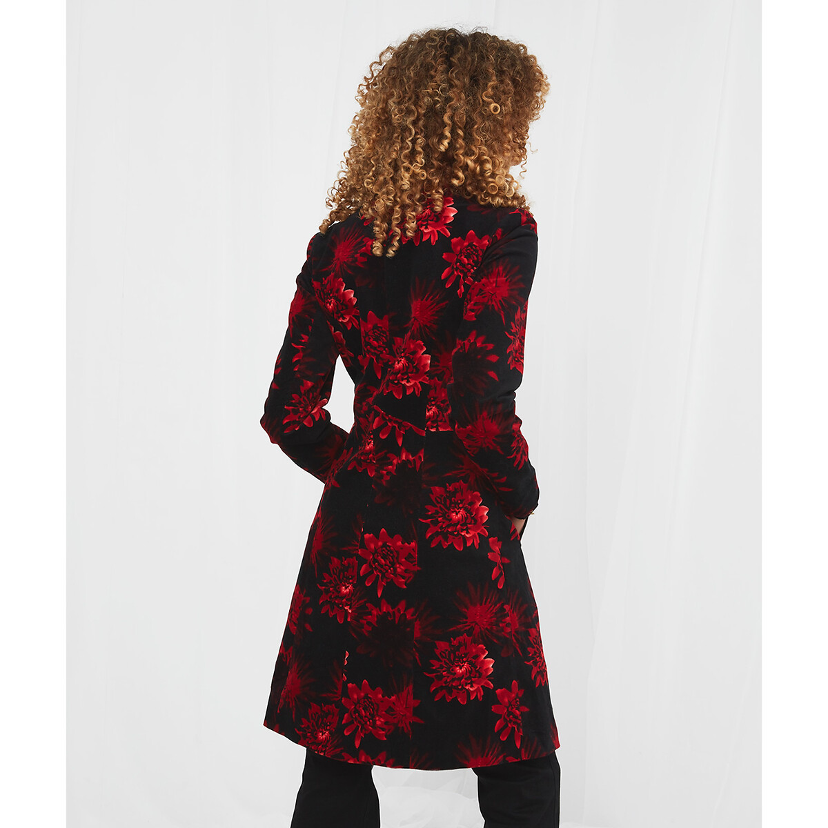Floral mid length coat in cotton red black Joe Browns La Redoute