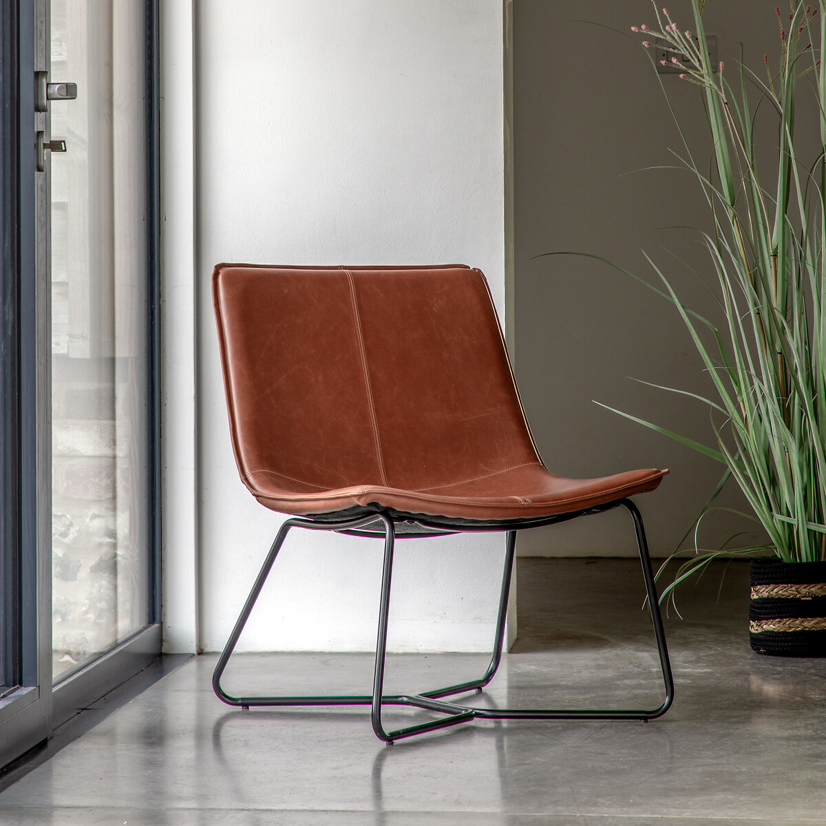Hines Industrial Faux Leather Lounge Chair, ÉDITÉ