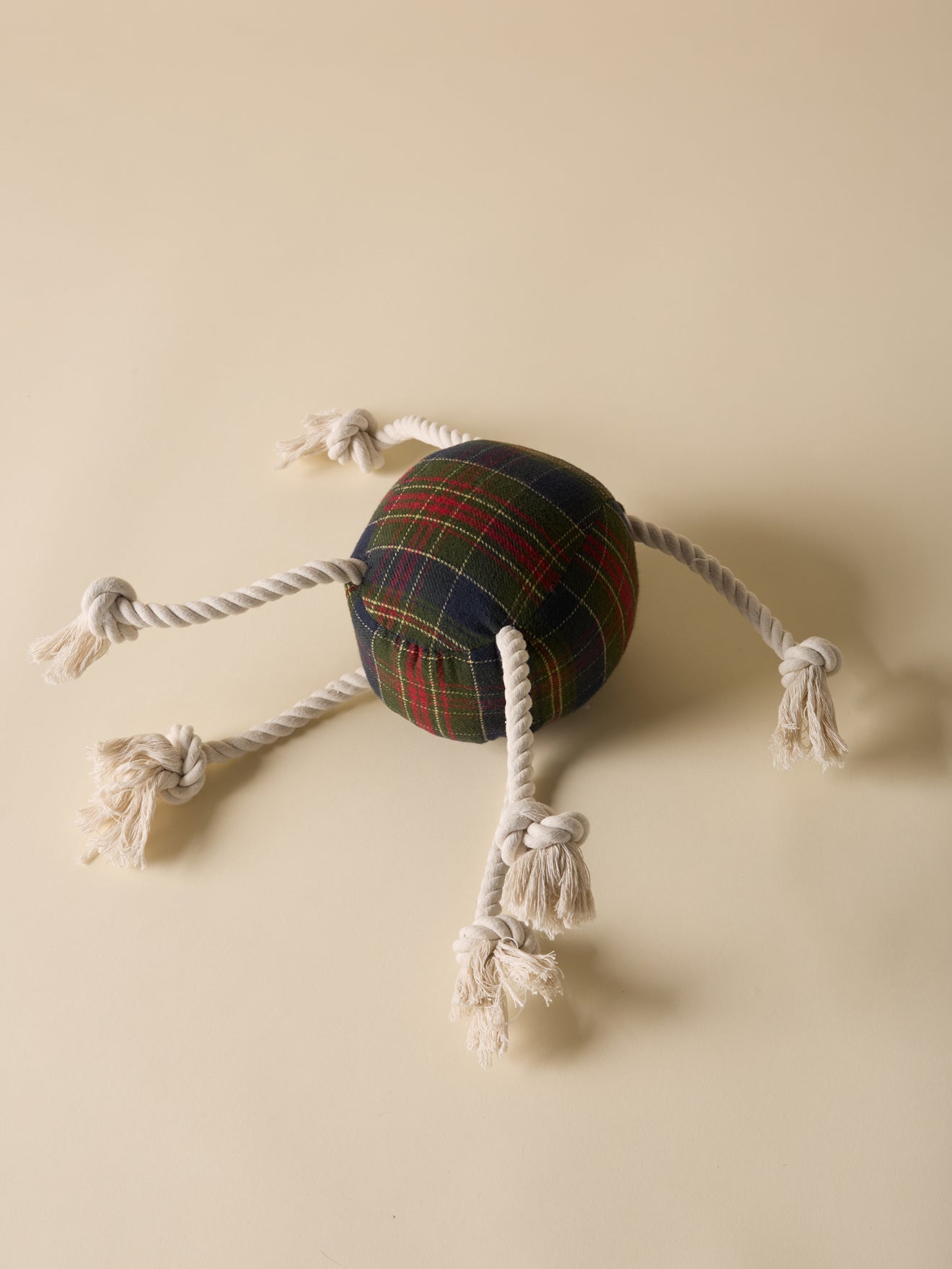Balle pour chien motif tartan - Collection Fine Truffe, CYRILLUS