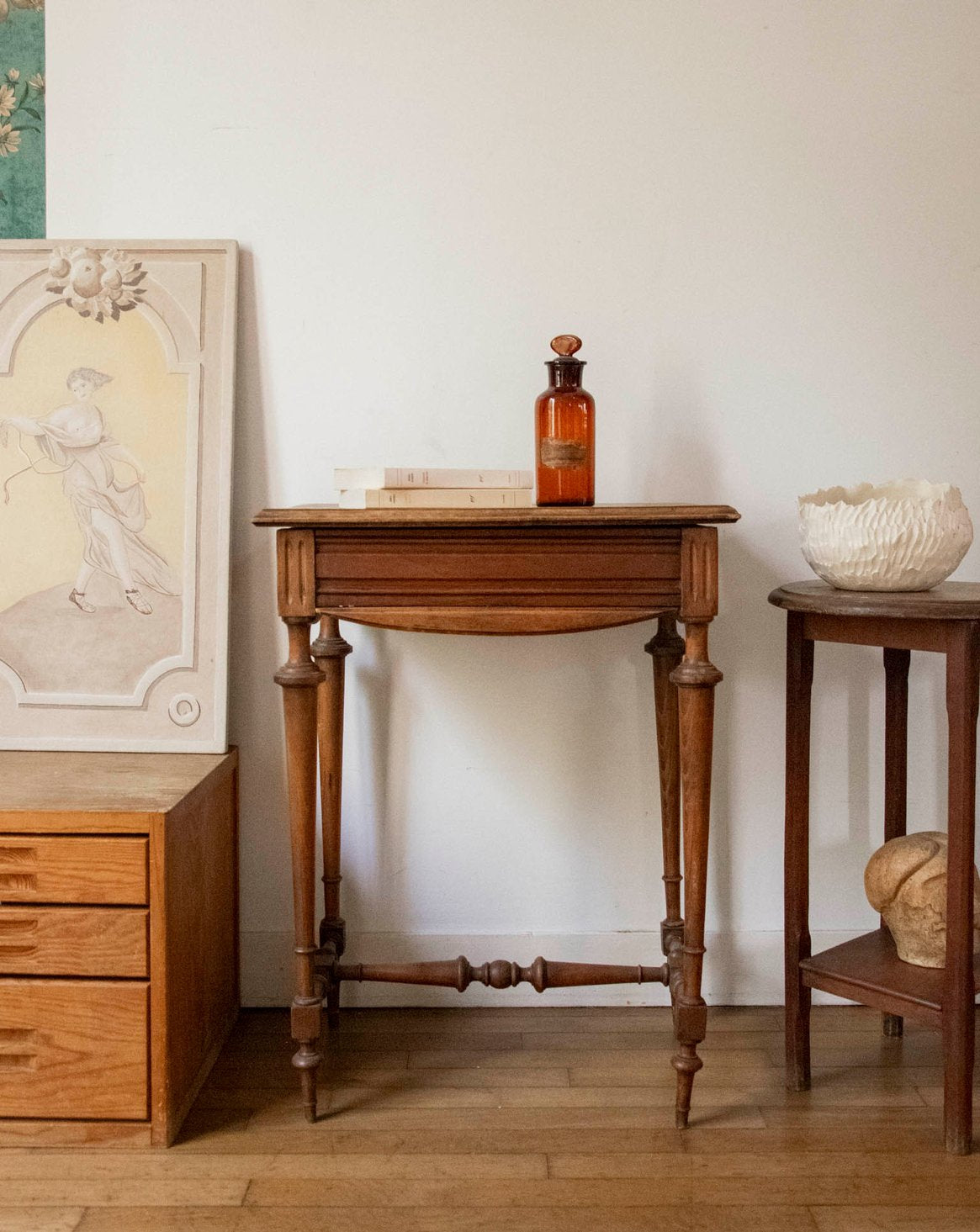 Coiffeuse au bois sculpté Louise N°337 - Bon état, DEBONGOUT