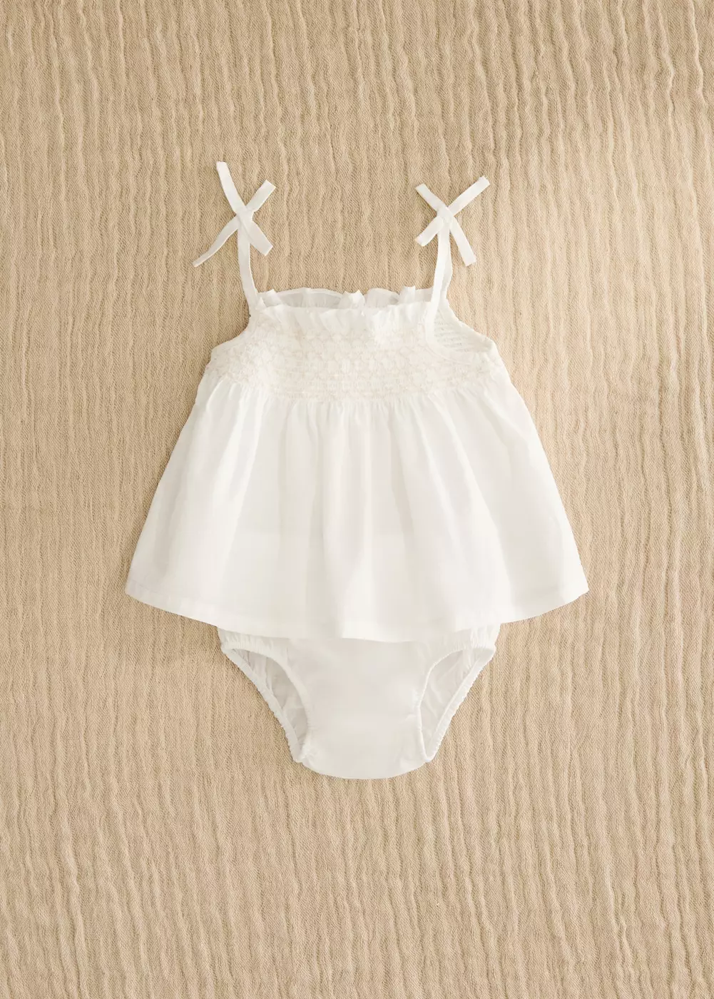 Pyjama complet enfant en coton avec détail brodé, MANGO HOME