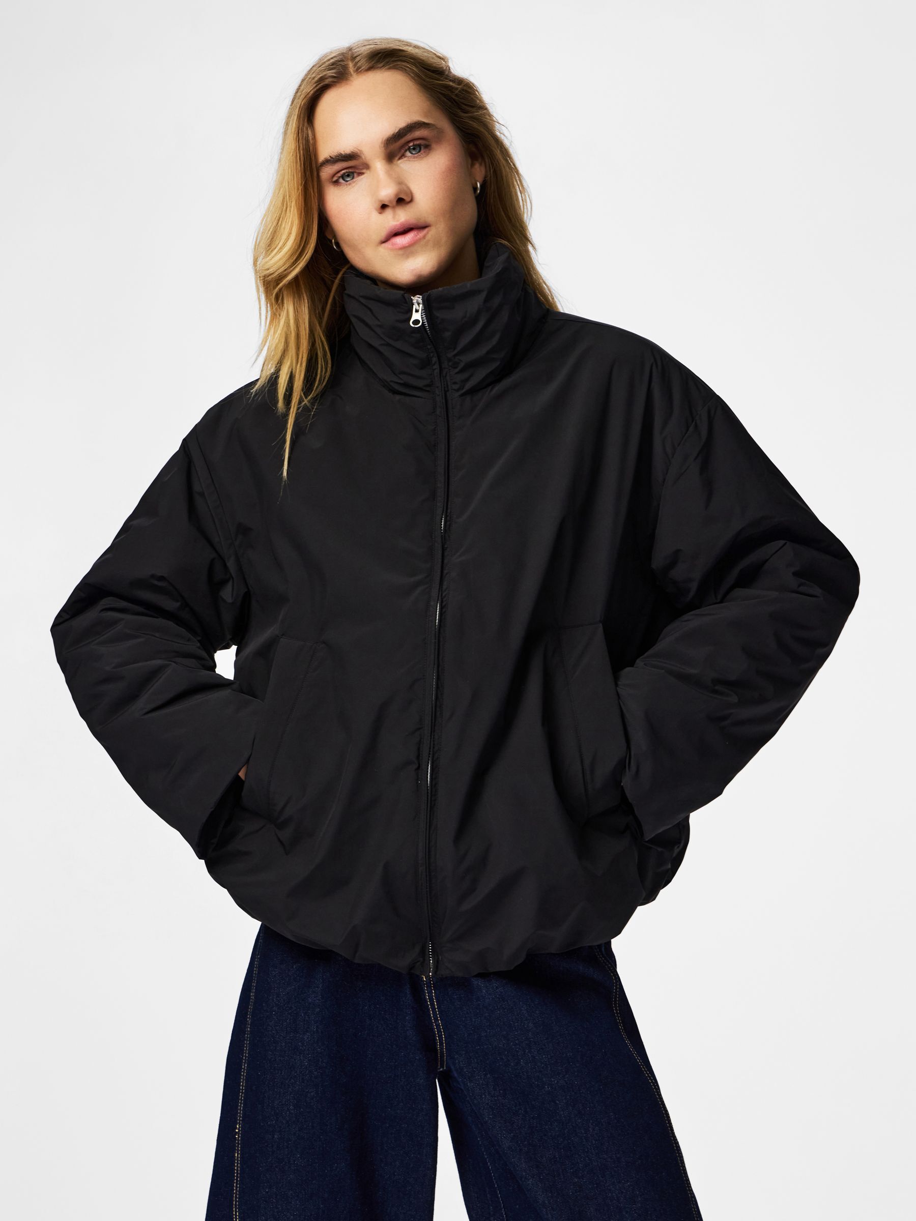 Veste, PIECES