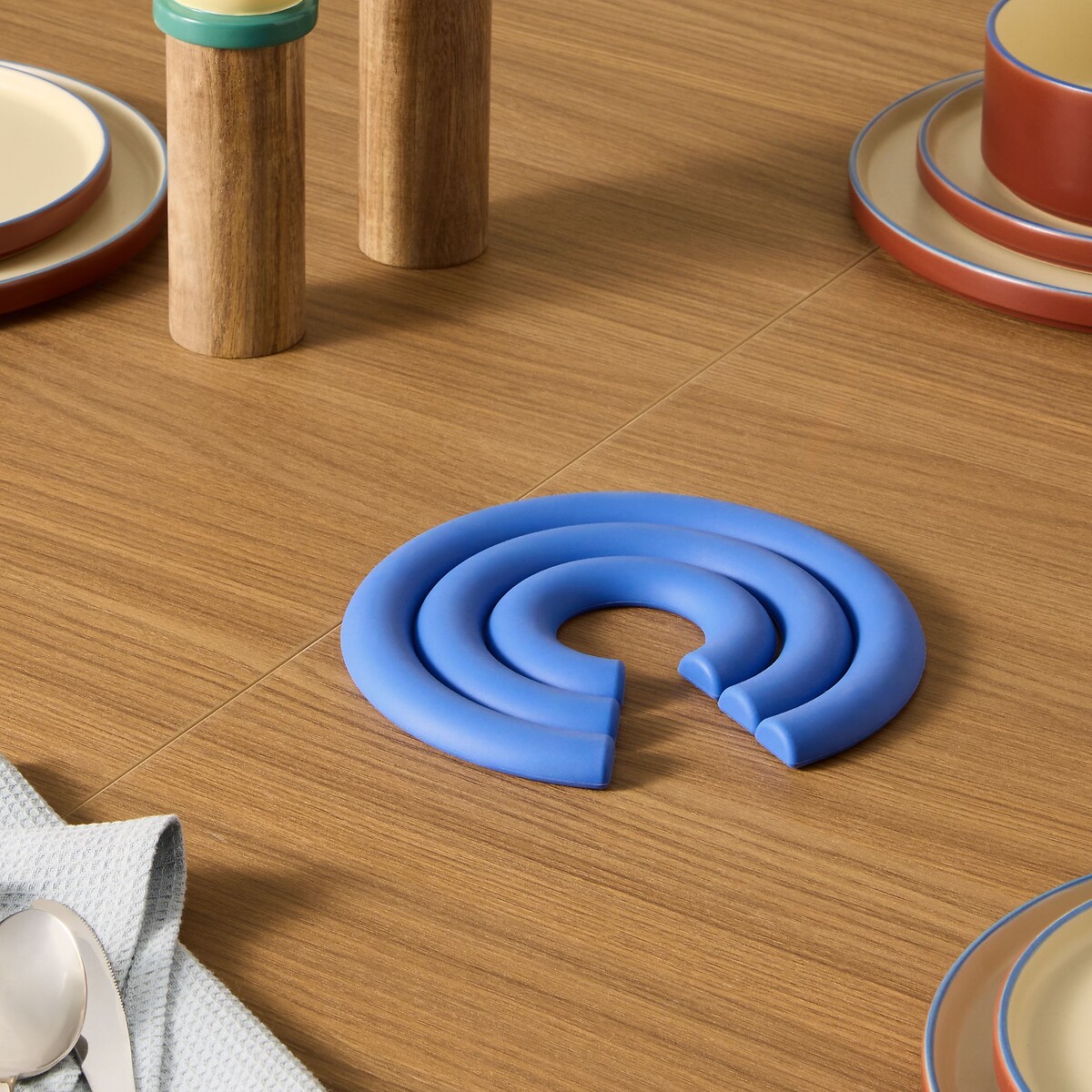 MADE.COM Oona Silicone Trivet, MADE
