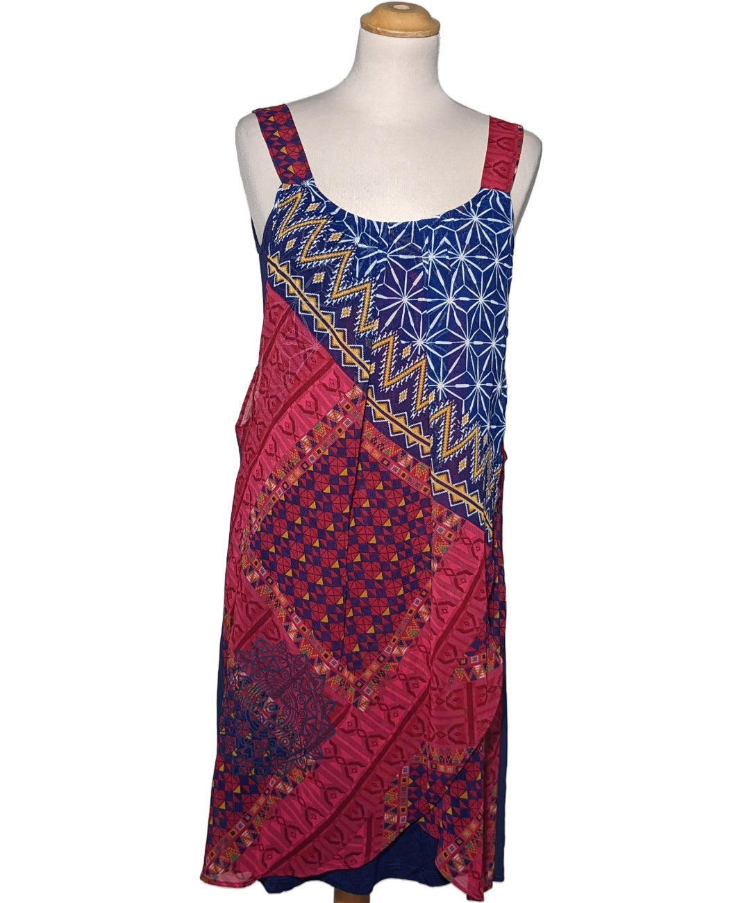 Robe Bleue Desigual - Taille XS - Neuf Sans étiquettes - Style Unique Et Coloré