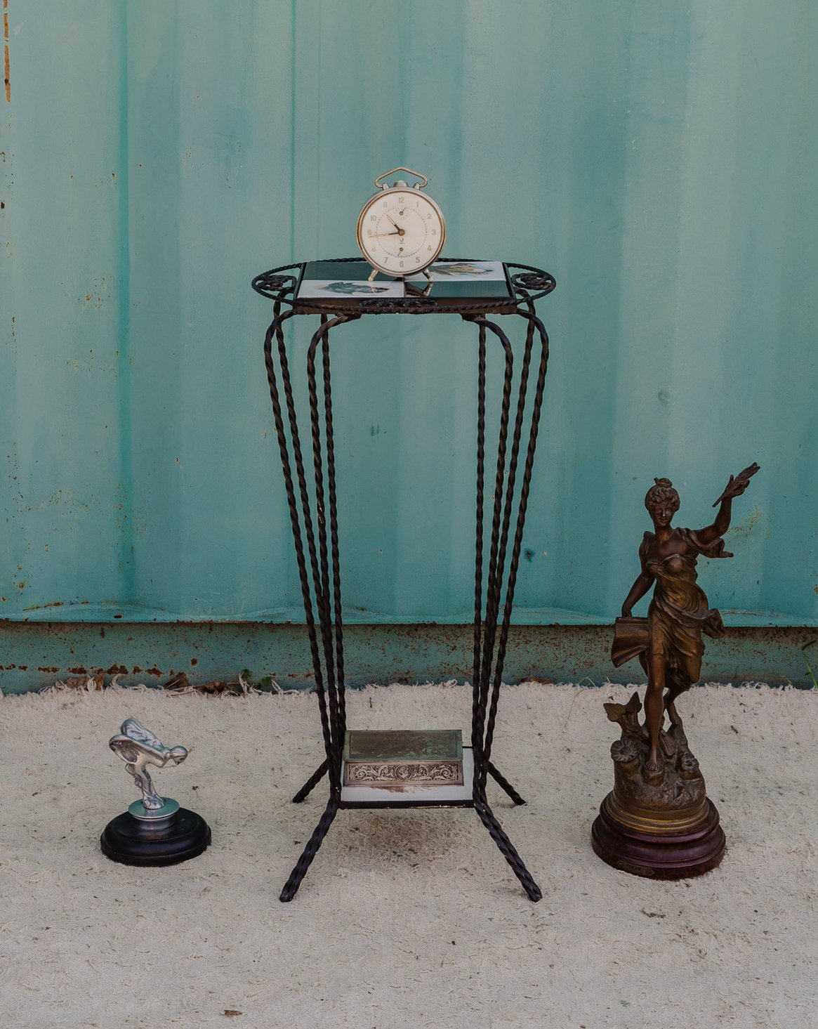 Table d'appoint en fer et céramique Hanna N°1429 - Bon état, DEBONGOUT