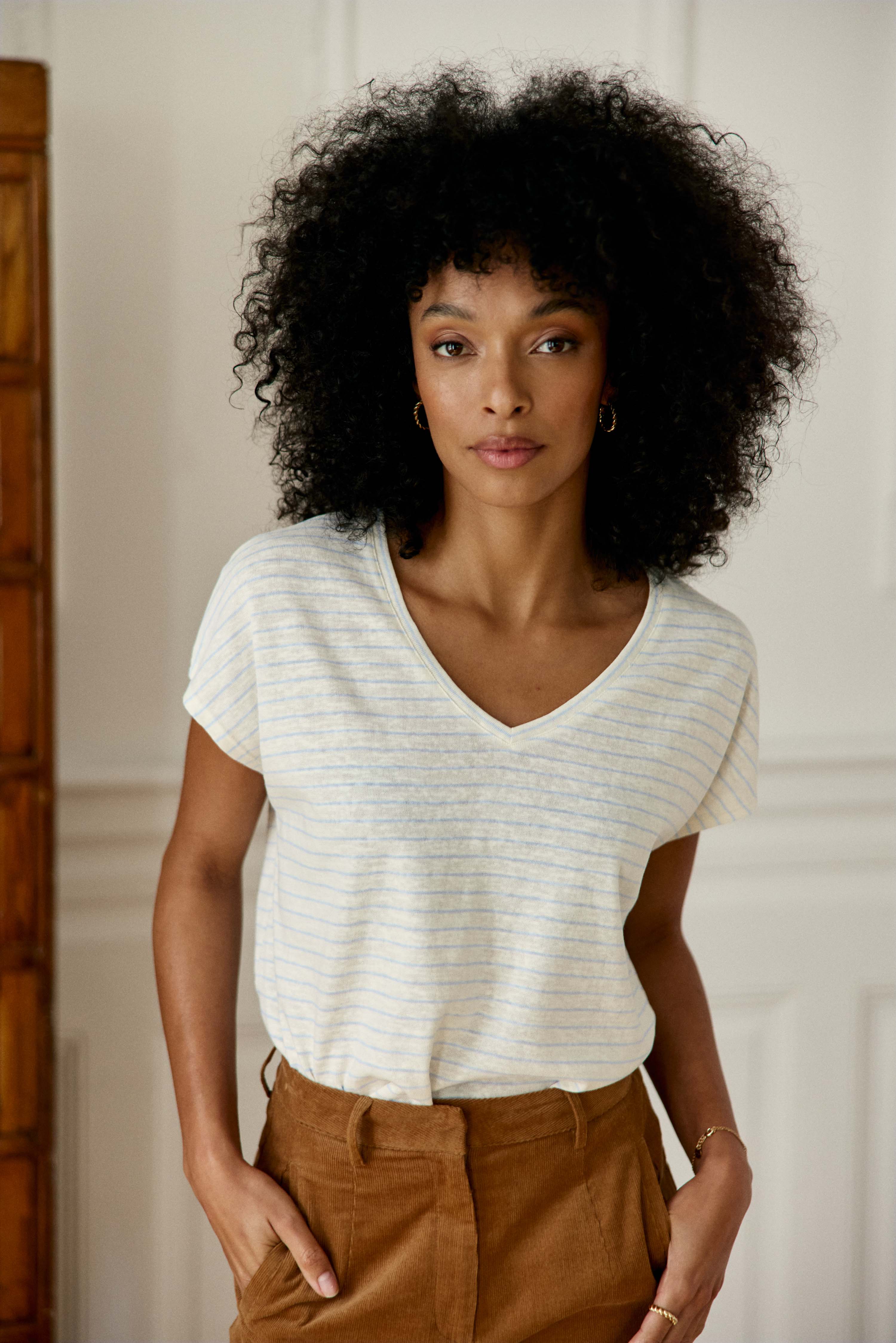T-shirt manches courtes col v uni MARCELINA, LA PETITE ETOILE