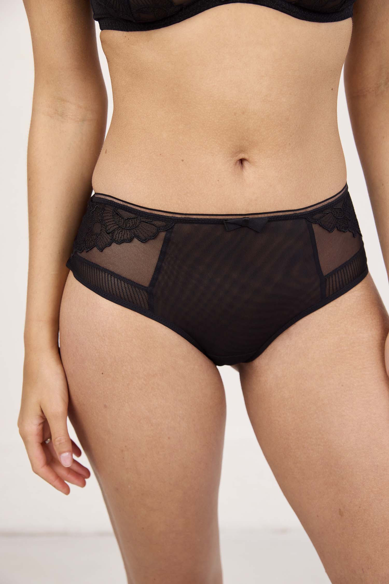 Shorty en broderie INTUITION, MAISON LEJABY