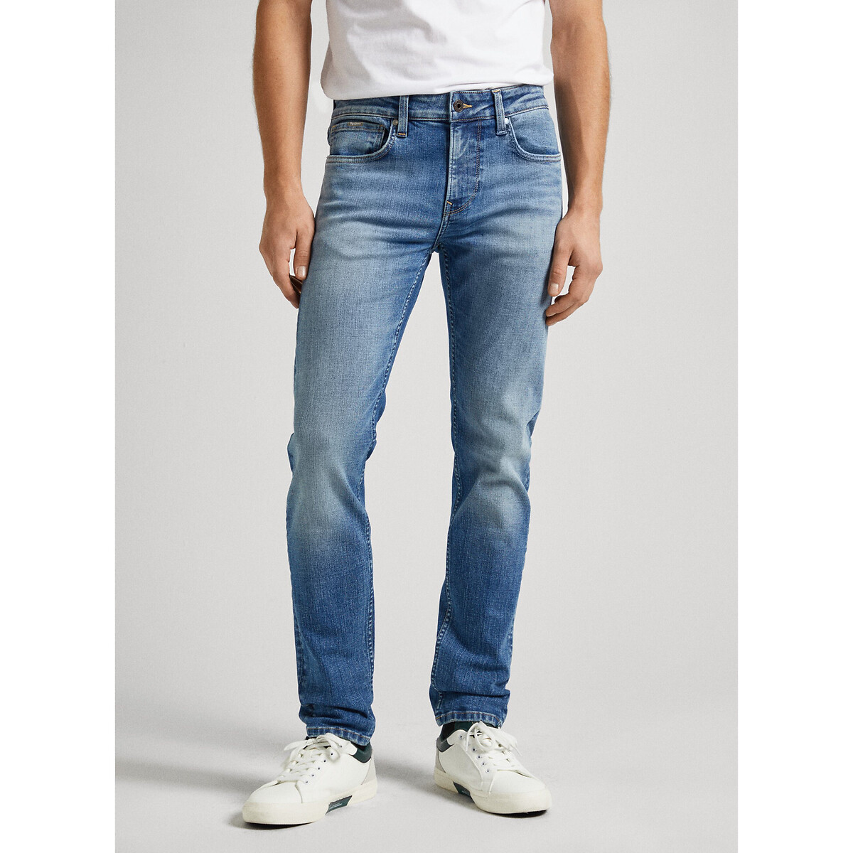 Image of Recycled Cotton Mix Jeans in Slim Fit and Mid Rise