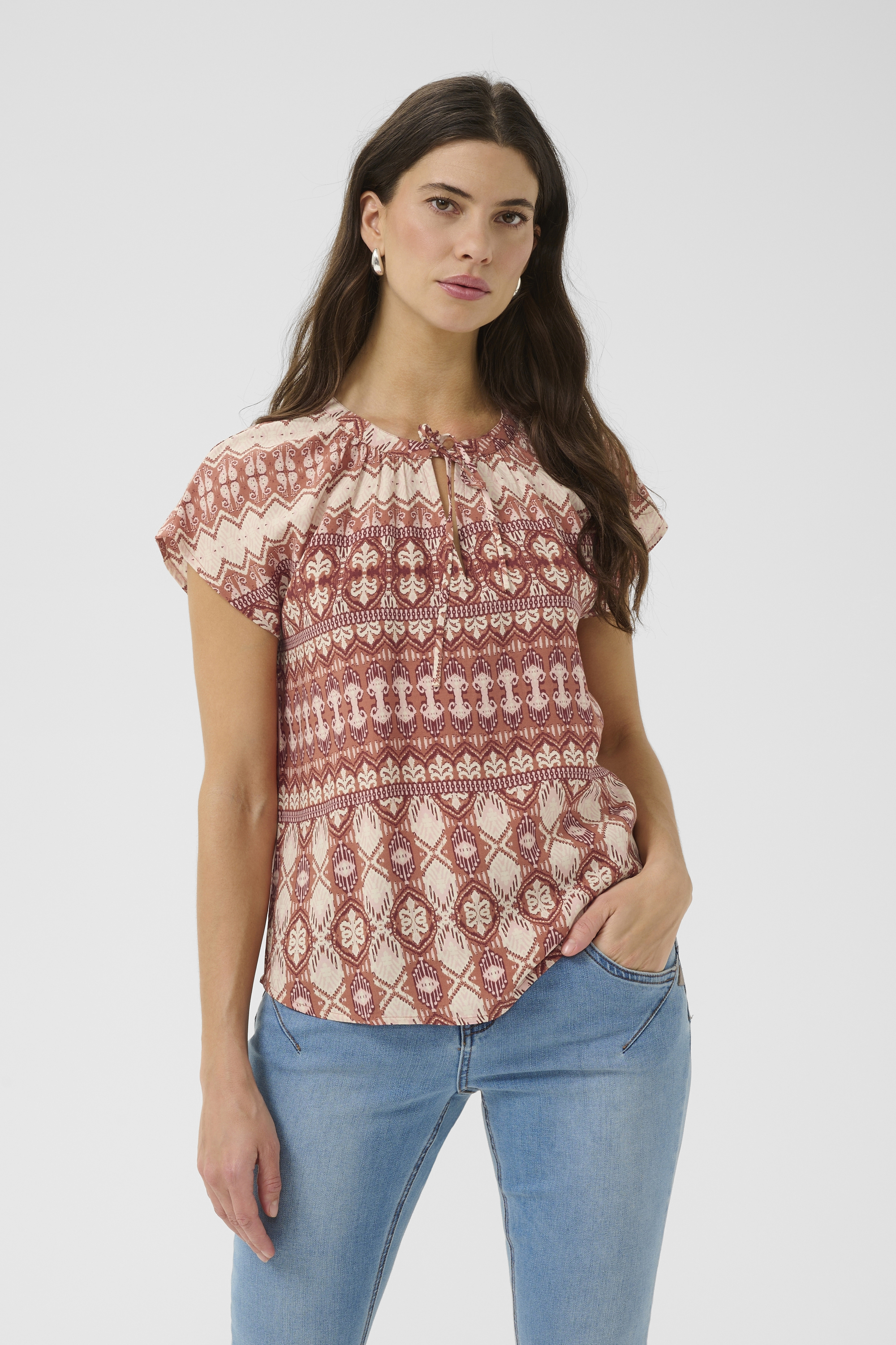 Blouse with short sleeve, CREAM