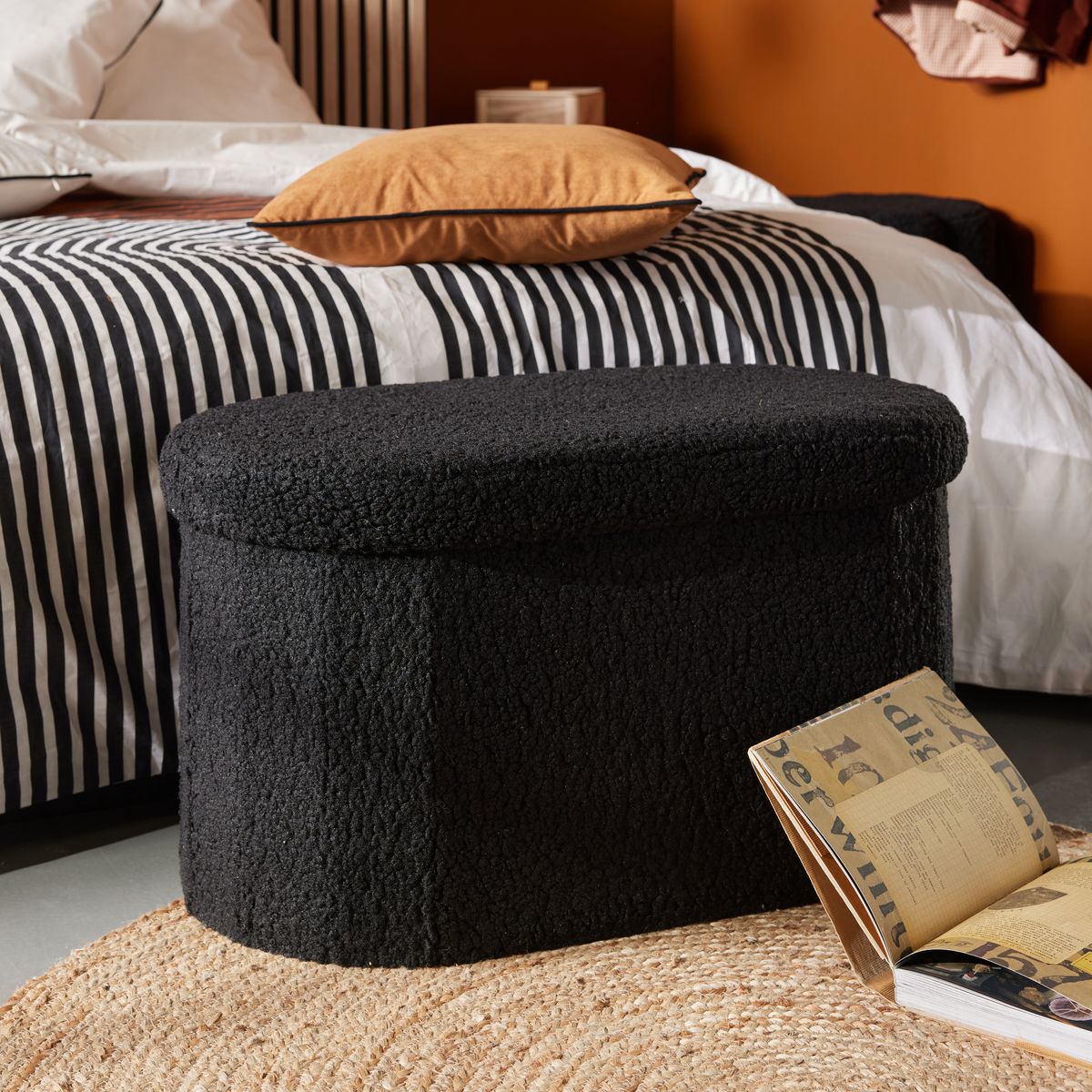 Banc coffre ovale en tissu bouclette MOKA, FACTORY