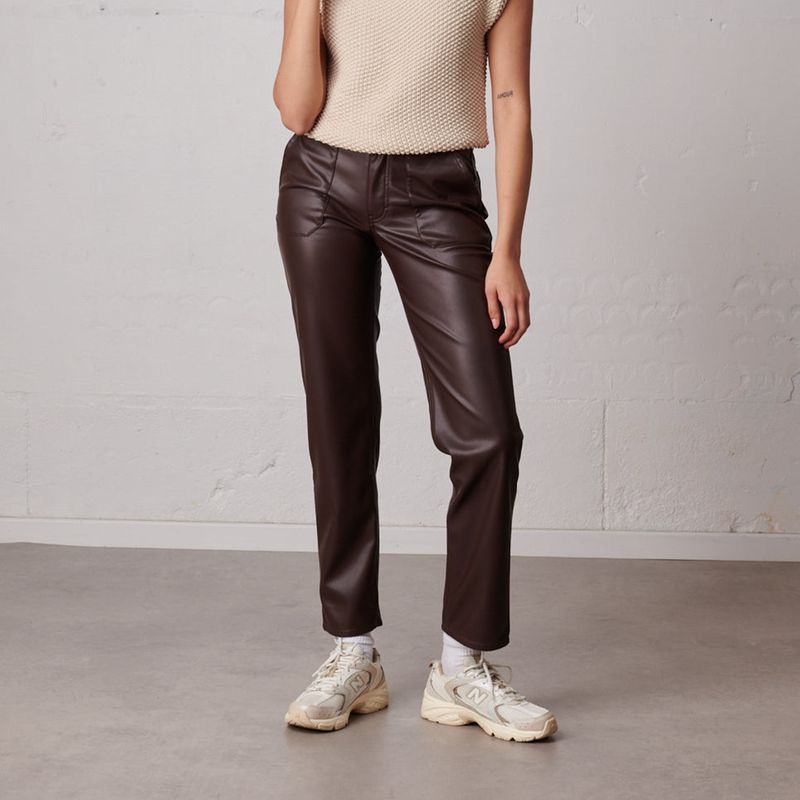 Pantalon carotte best sale en cuir