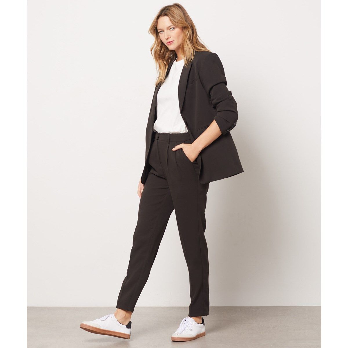 Pantalon cigarette femme discount gris