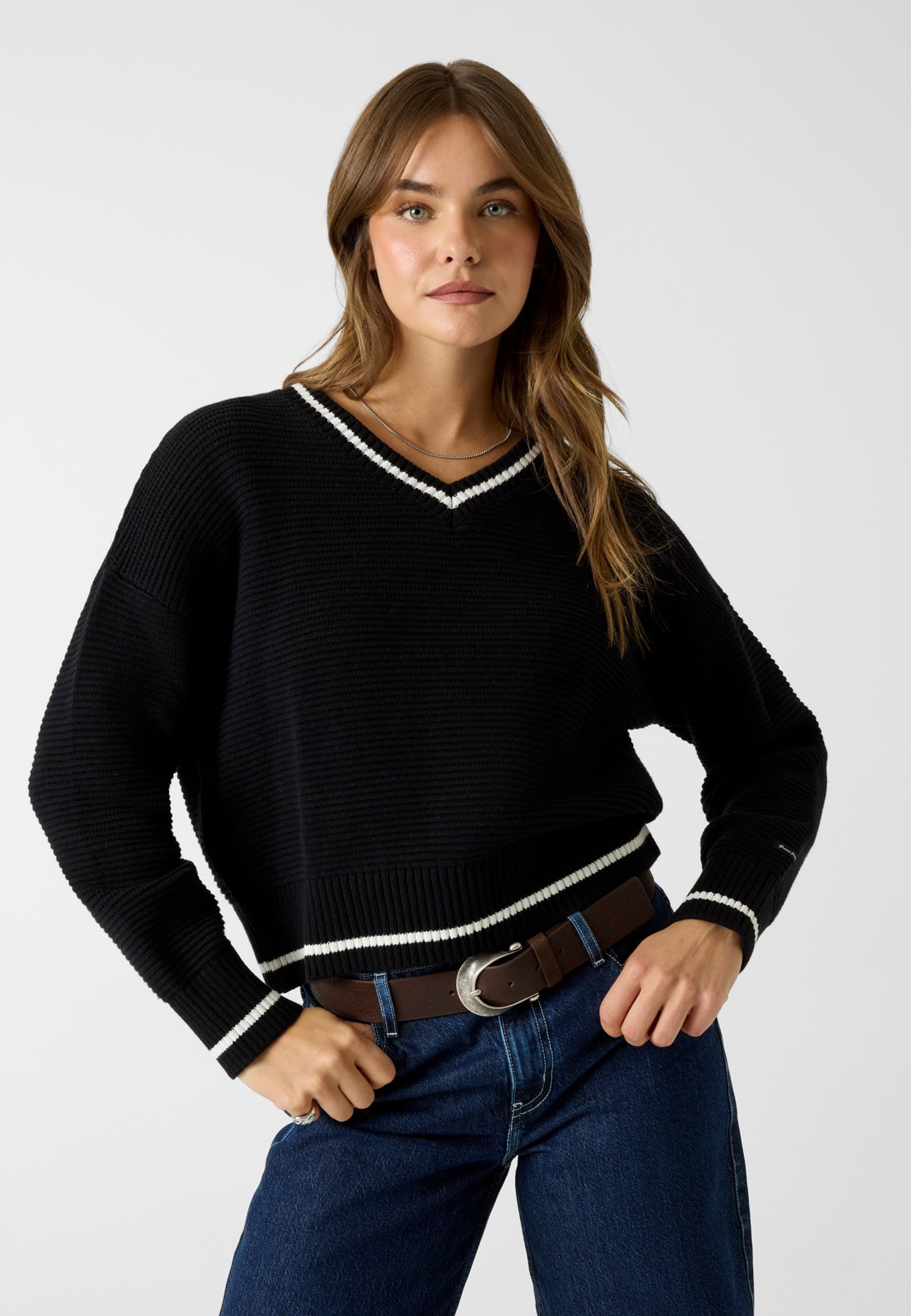 Pull Col En V, GUESS JEANS