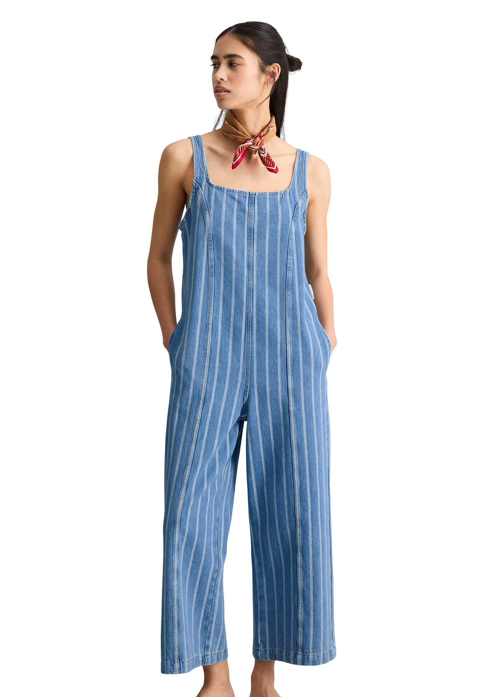 Salopette en jean rayée, coupe décontractée en pur coton bio, MARC O’POLO DENIM