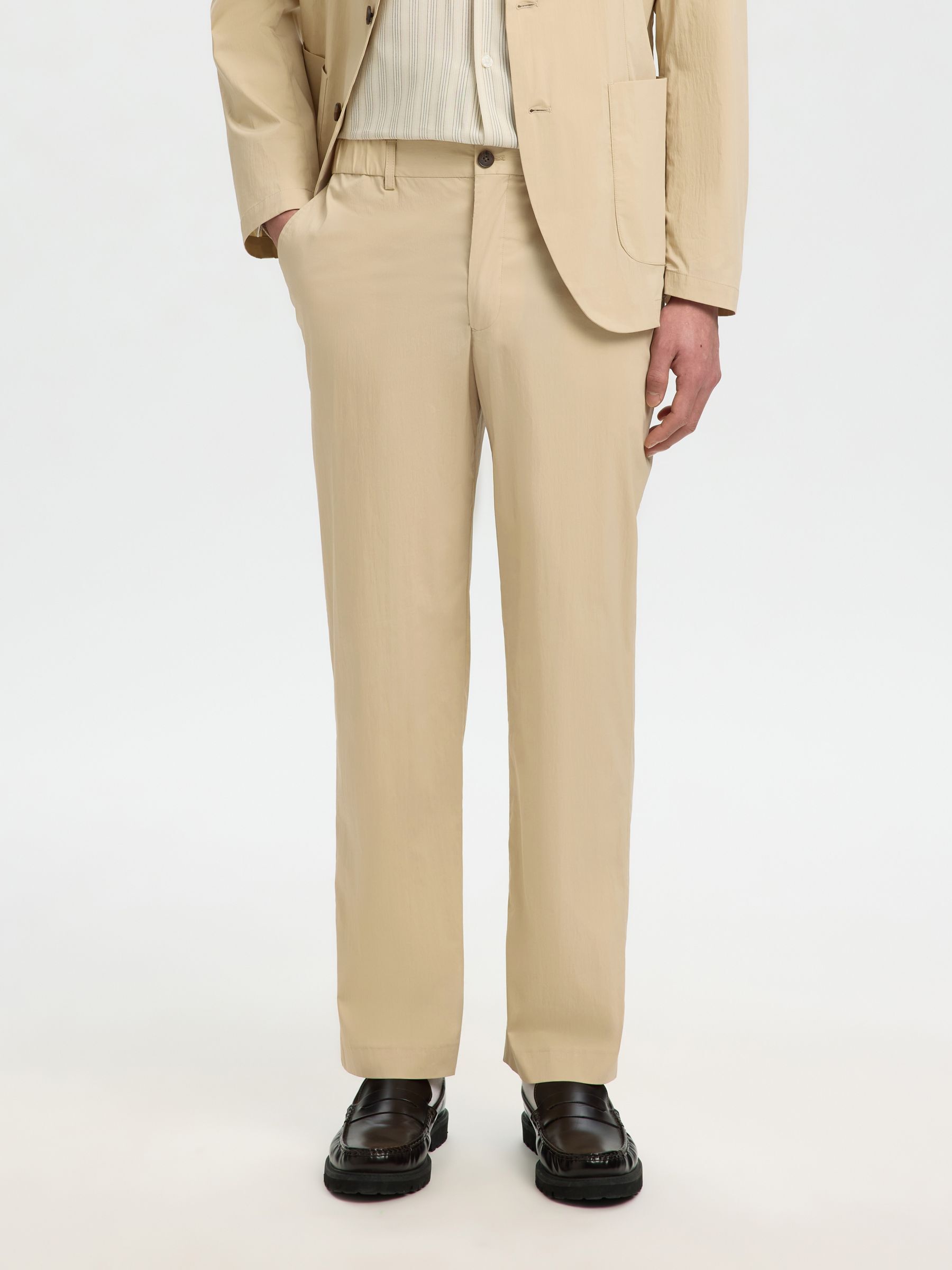 Pantalon, SELECTED