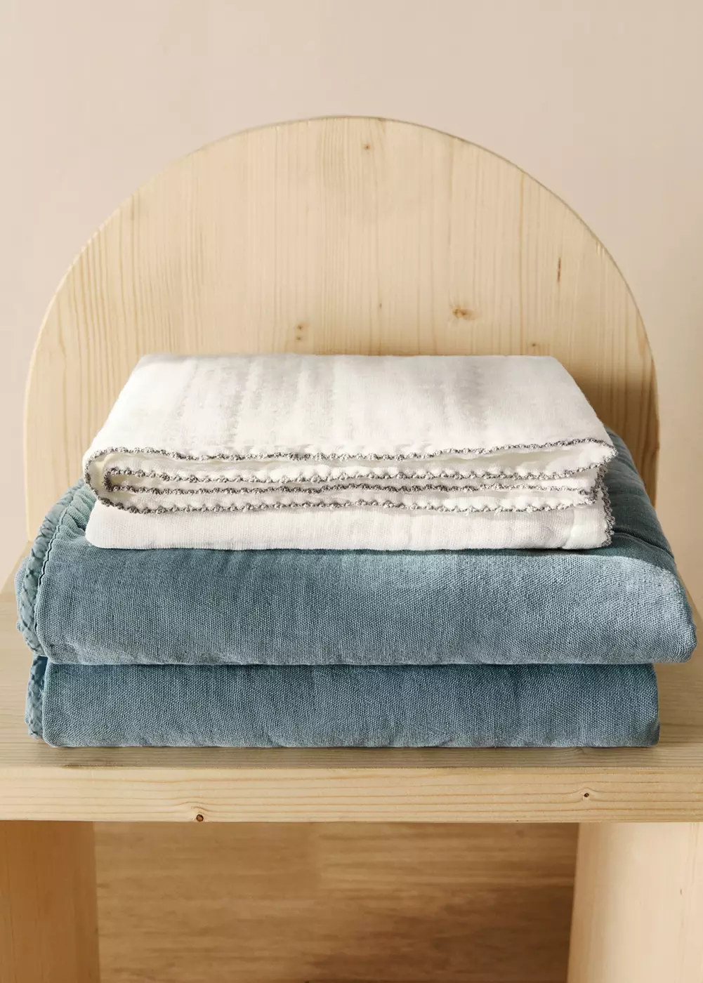 Couverture enfant finitions contrastées, MANGO HOME