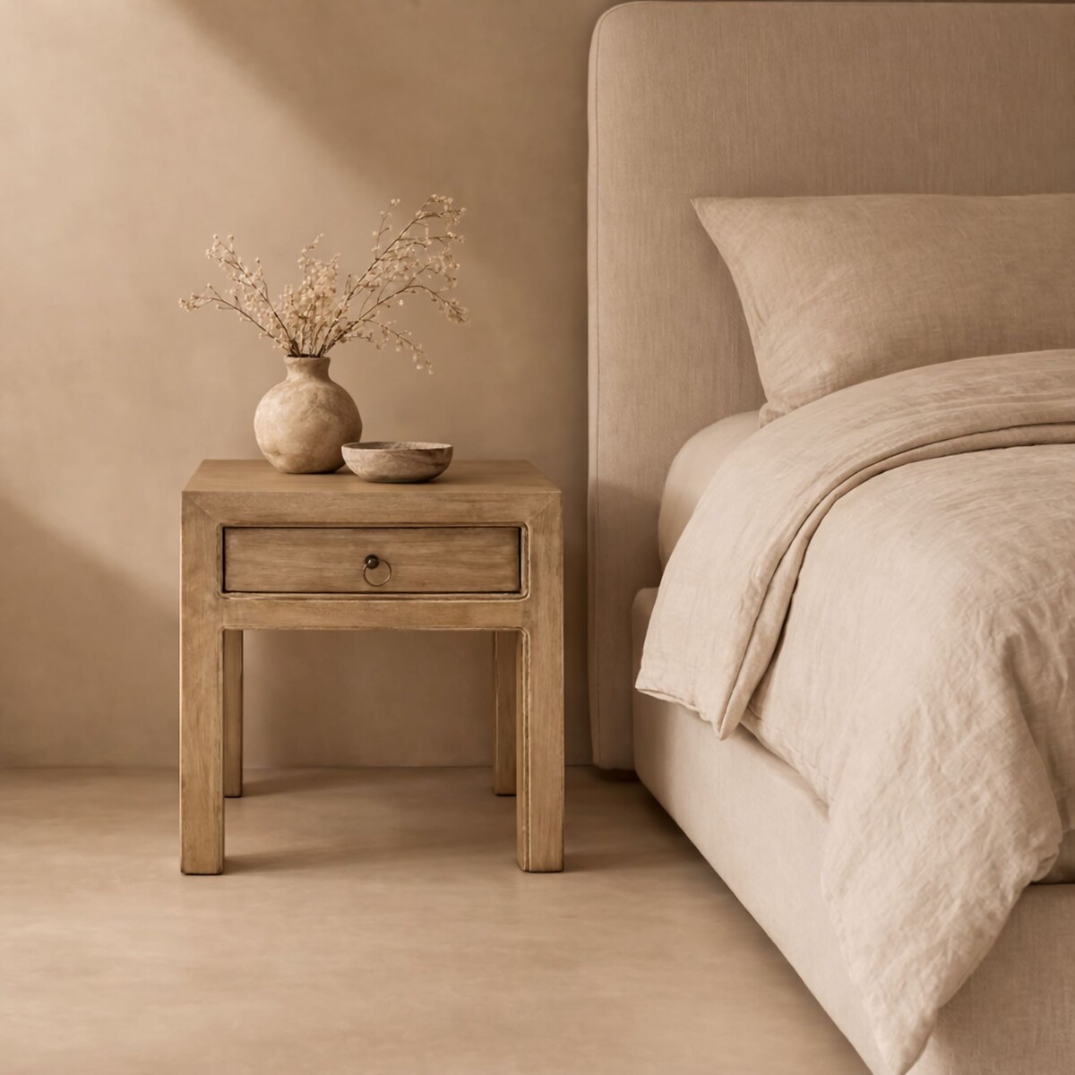 Boden Mango Wood Side Table, ÉDITÉ