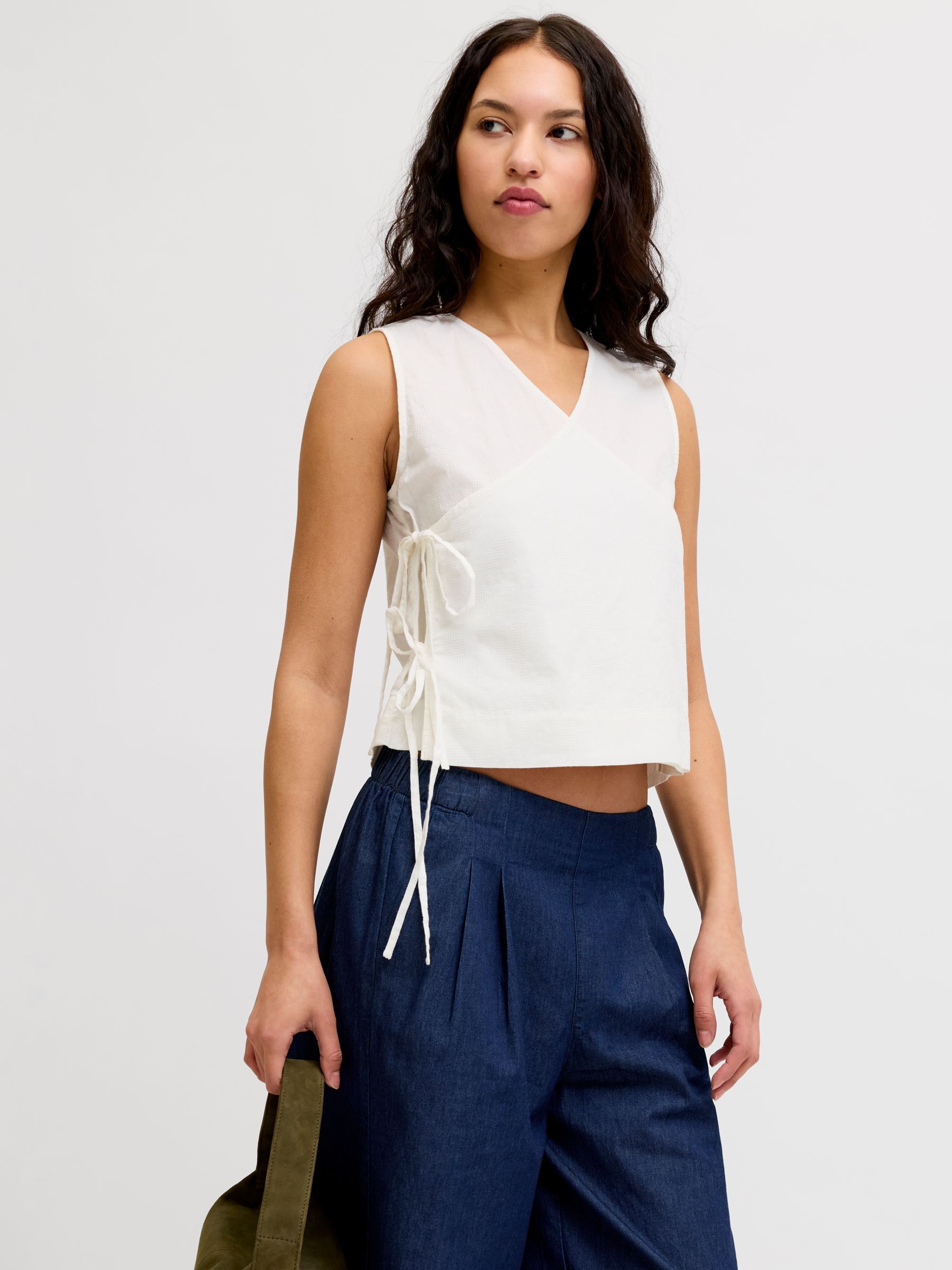 Top Asymétrique, JJXX