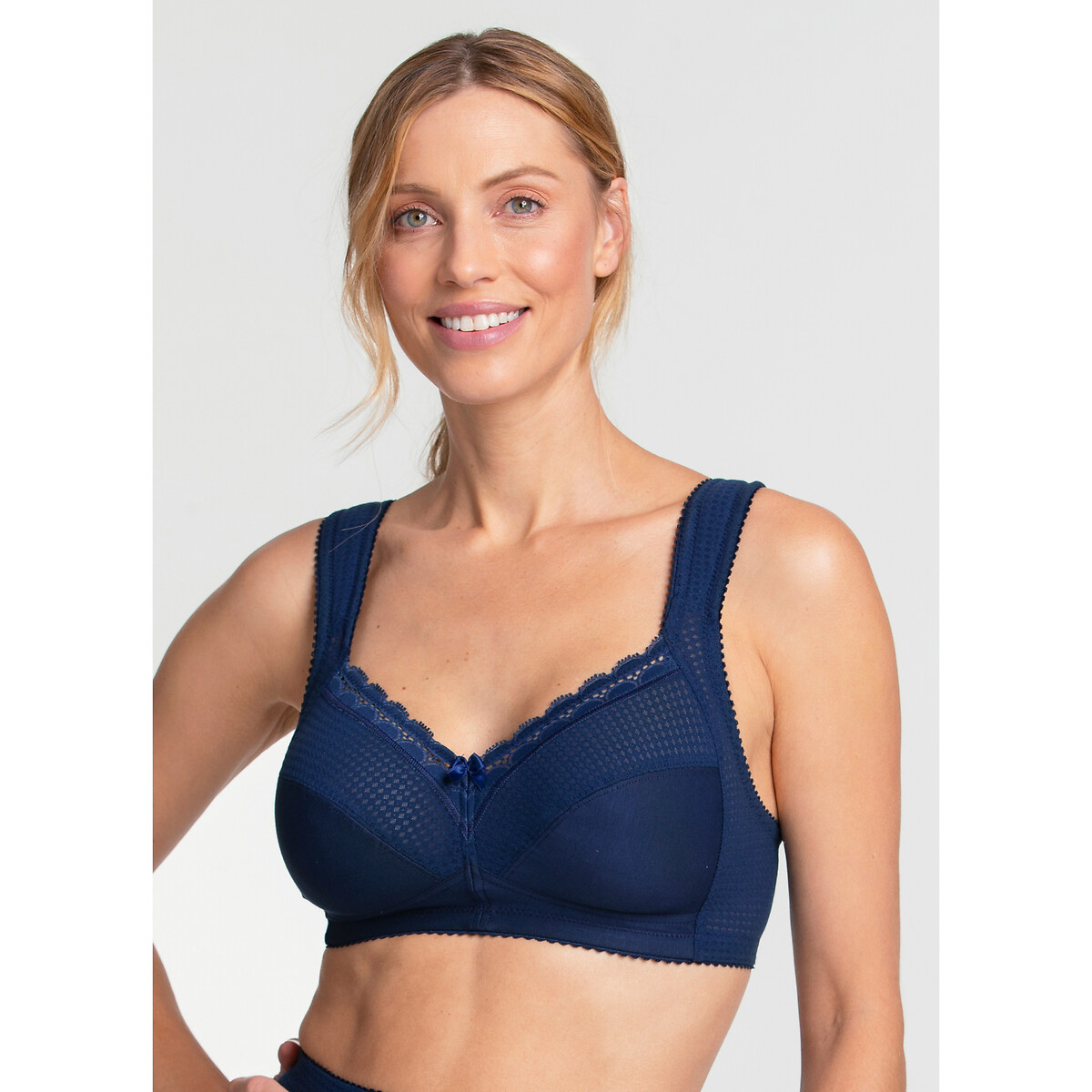 Miss Mary of Sweden Stay Fresh Underwired Moulded Strap Bra - Black