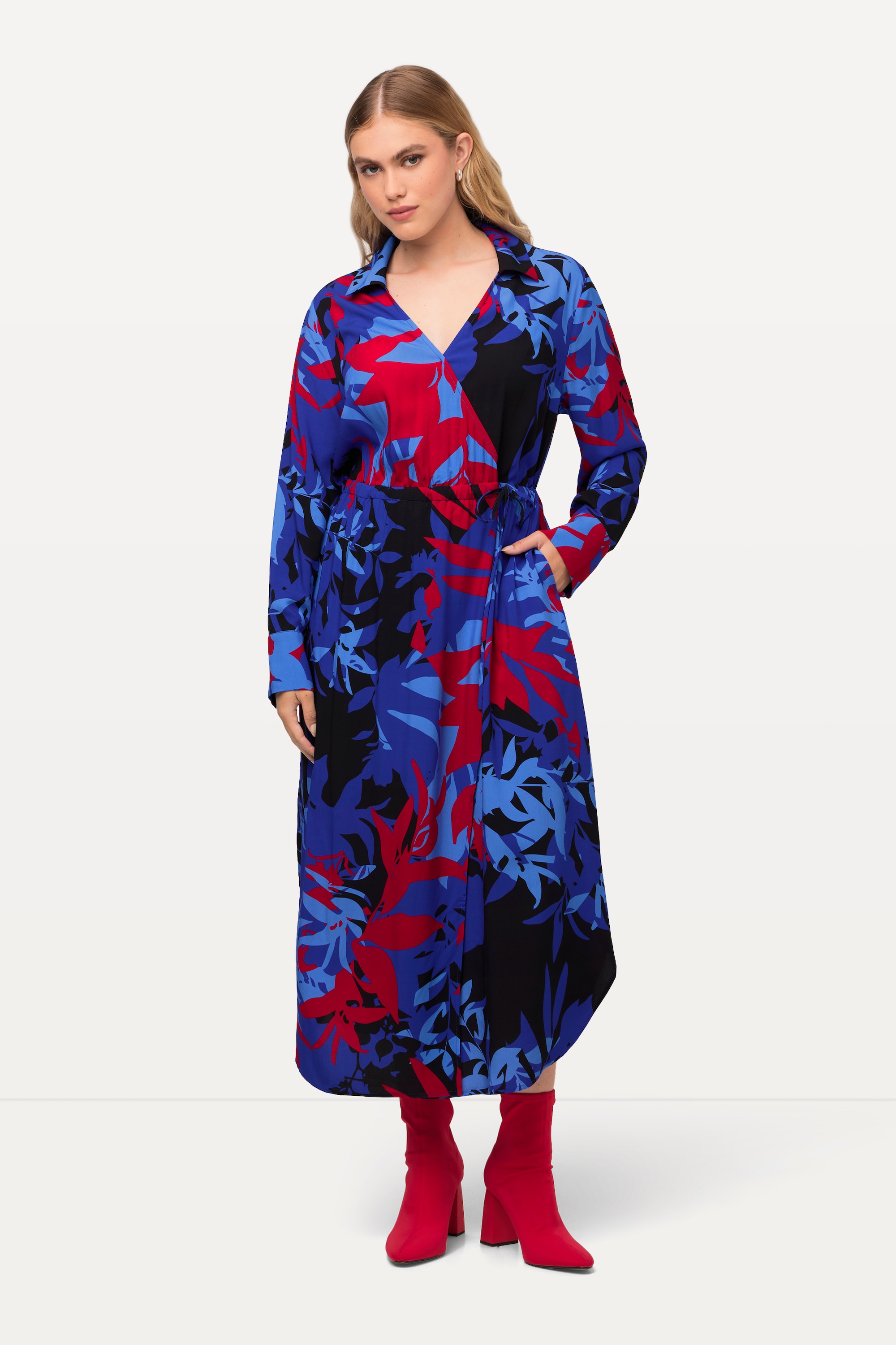 Robe midi à manches longues et col en V., ULLA POPKEN
