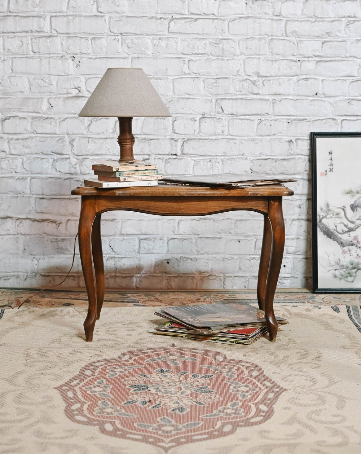 Elégante table d'appoint en bois Francine N°1521 - Bon état, DEBONGOUT