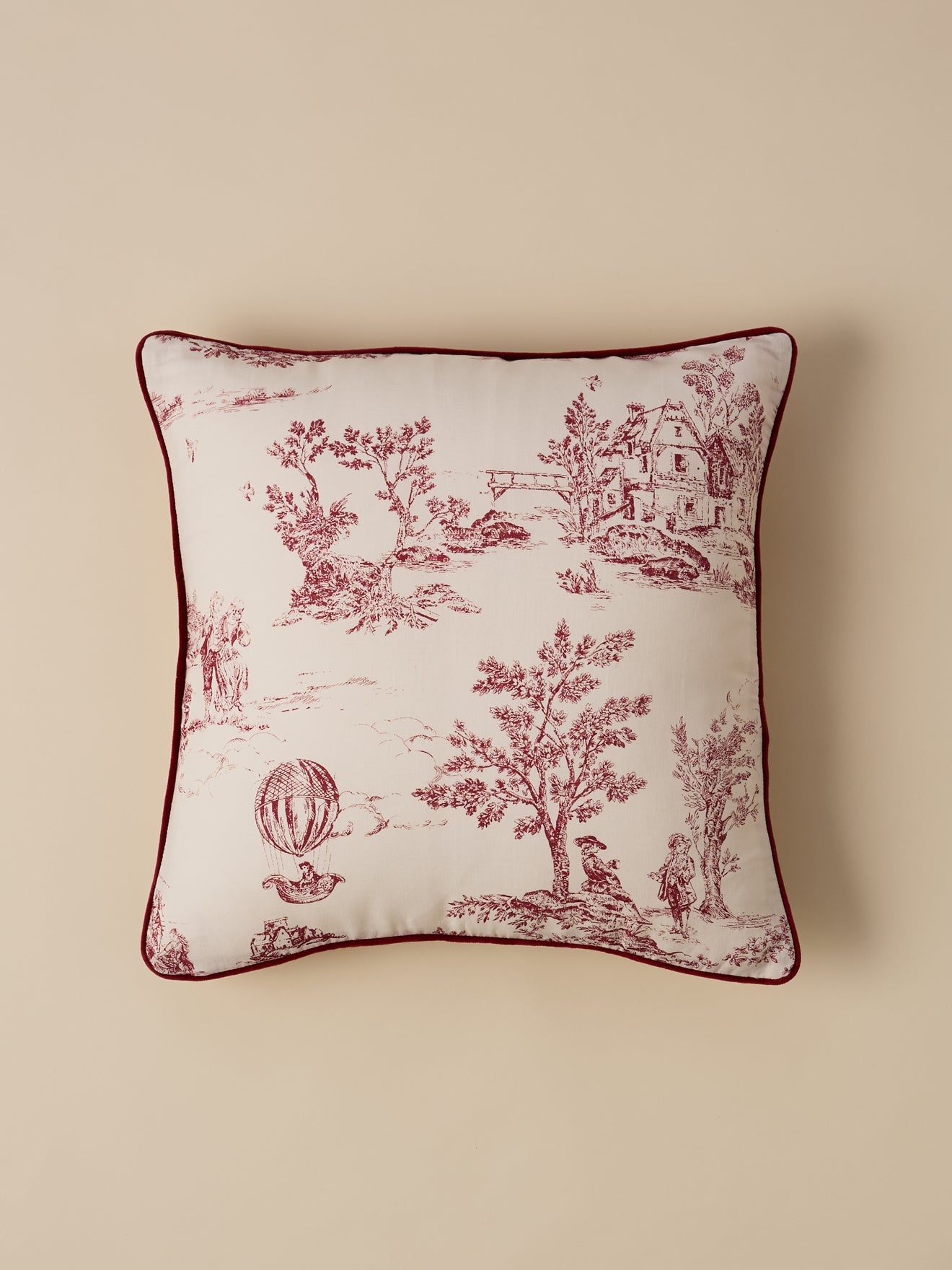 Housse de coussin esprit toile de Jouy, CYRILLUS