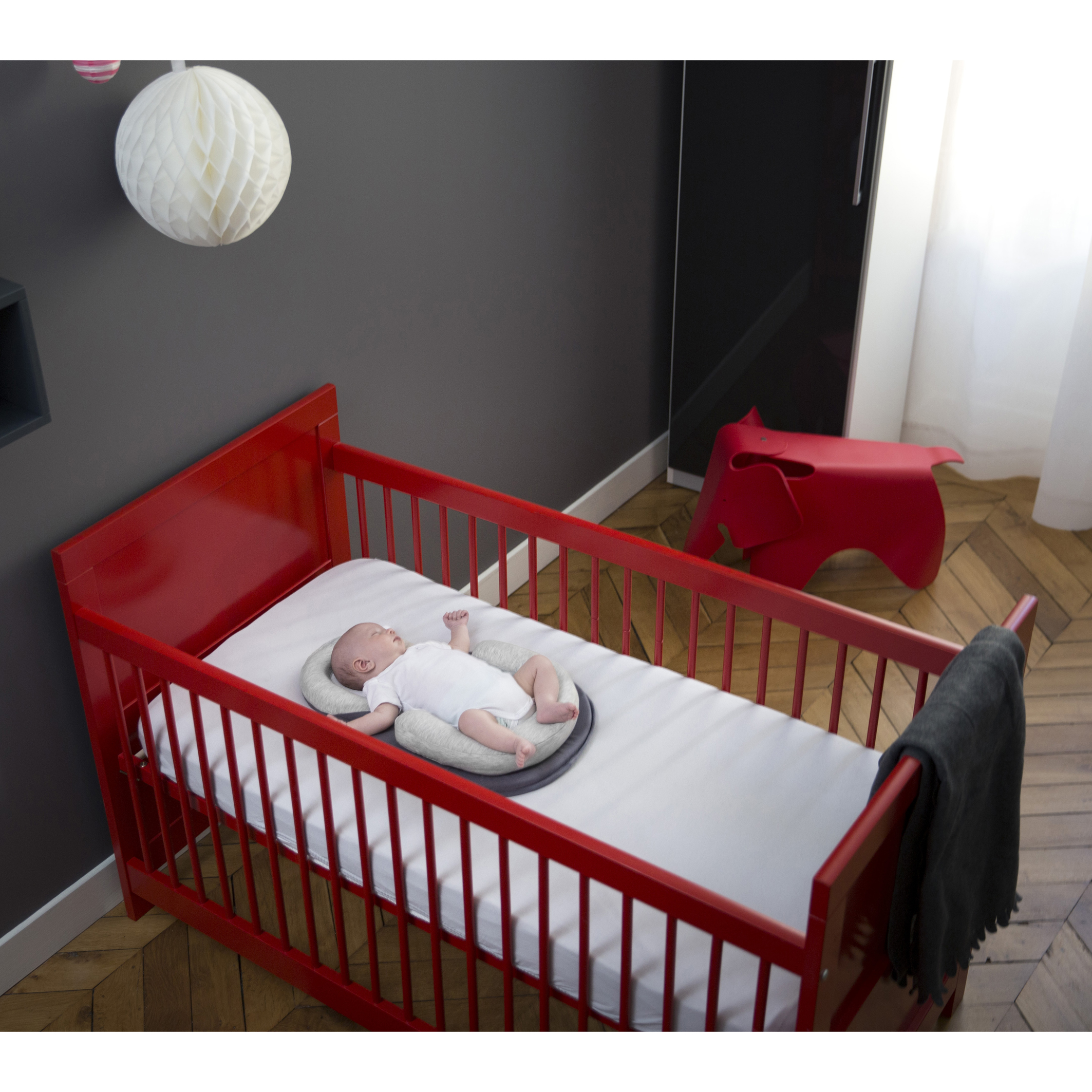 combien de temps dort un bébé