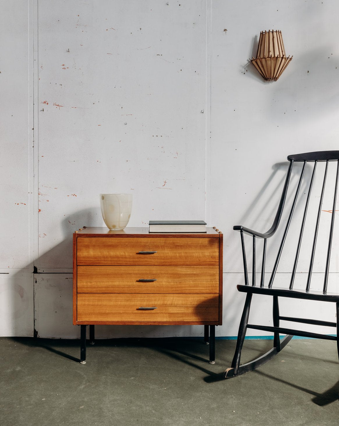 Commode en bois clair Olga N°255 - Bon état, DEBONGOUT