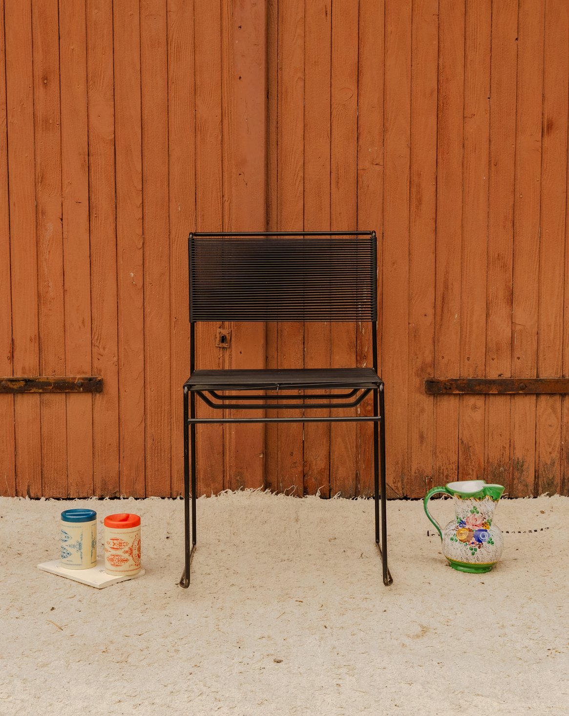 Chaise en métal et scoubidou noir Alma N°2075 - Bon état, DEBONGOUT