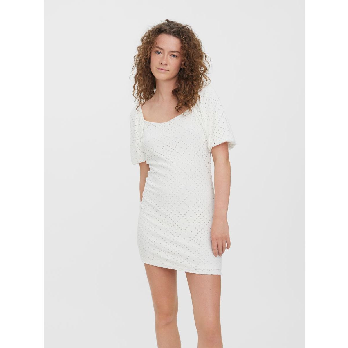 La redoute hot sale robe broderie anglaise