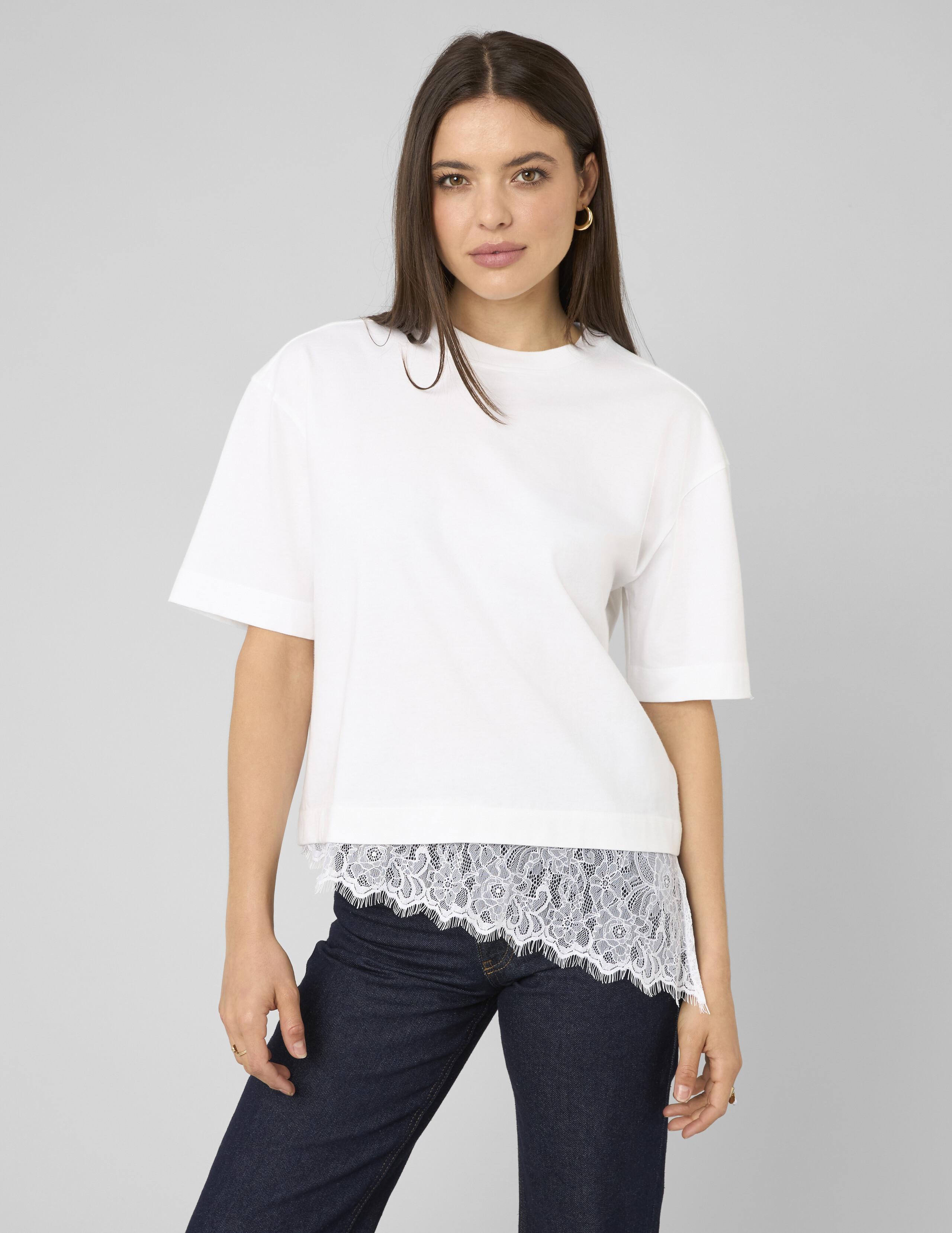 T-shirt avec empiècement en dentelle, BZB