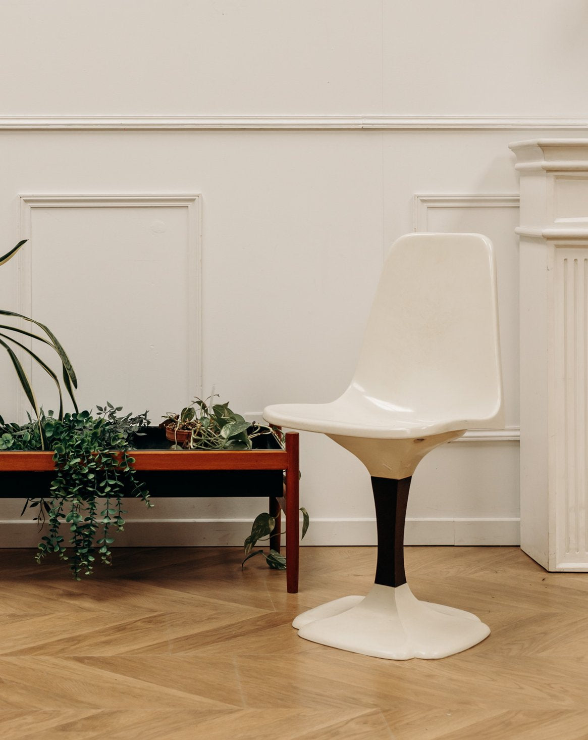 Chaise tulipe seventies Alma N°1569 - Bon état, DEBONGOUT