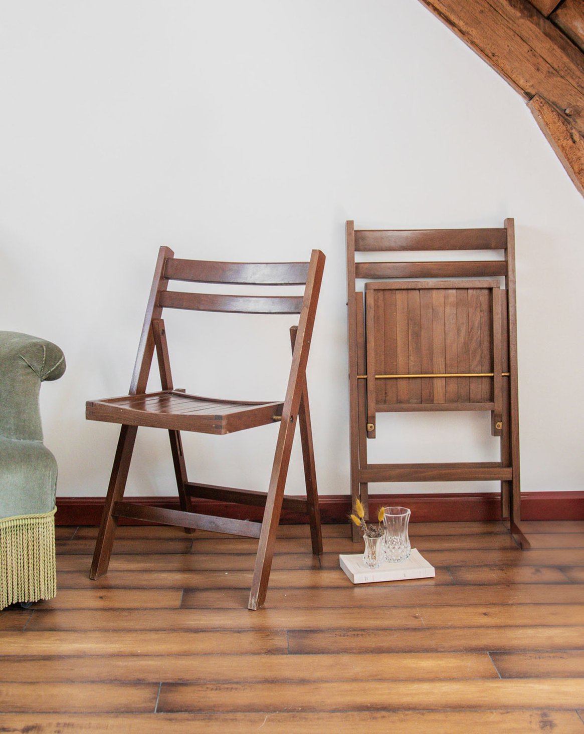 Paire de chaises en bois Alma N°505 - Bon état, DEBONGOUT