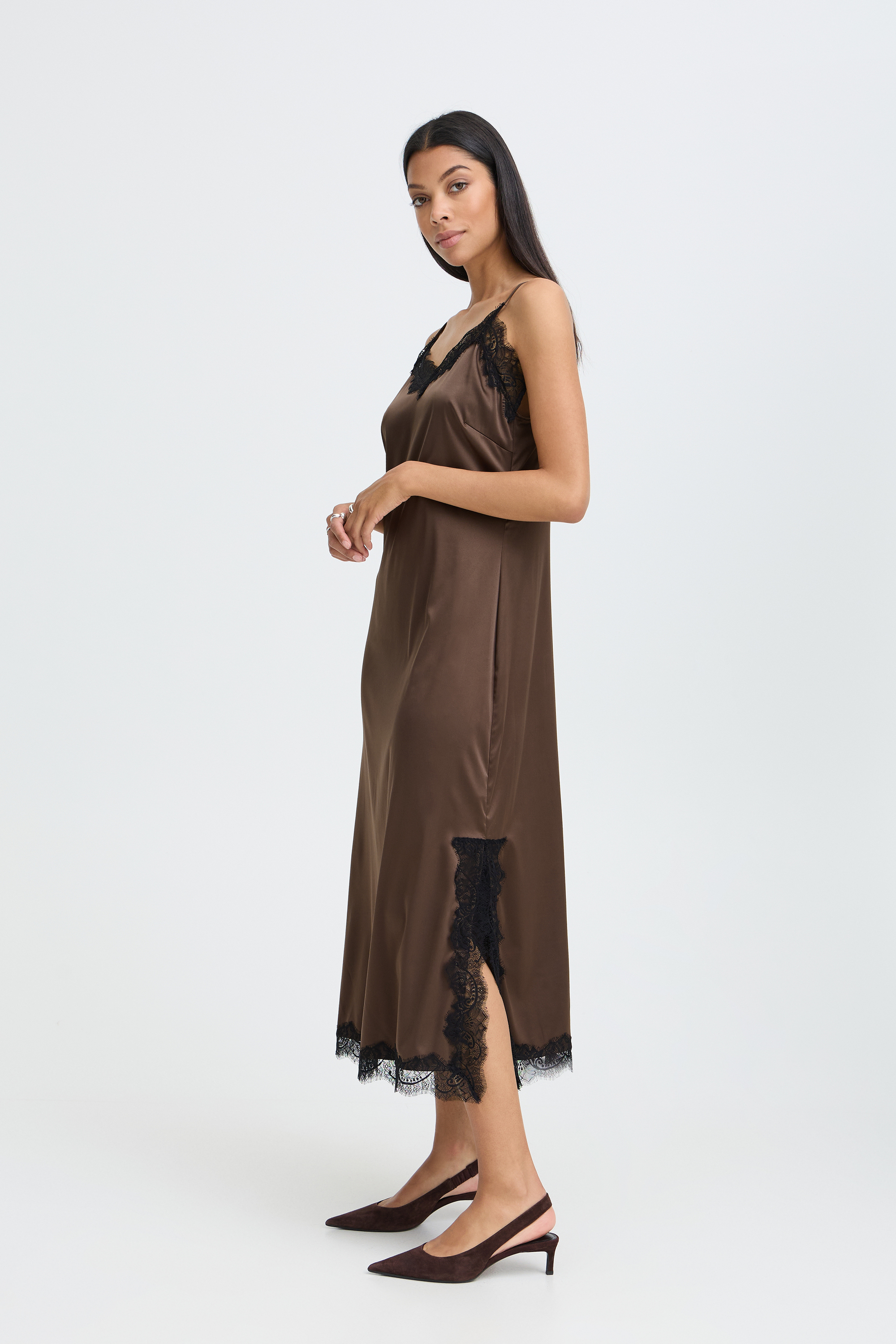 Robe nuisette, coupe droite, bretelles ajustables, B.YOUNG