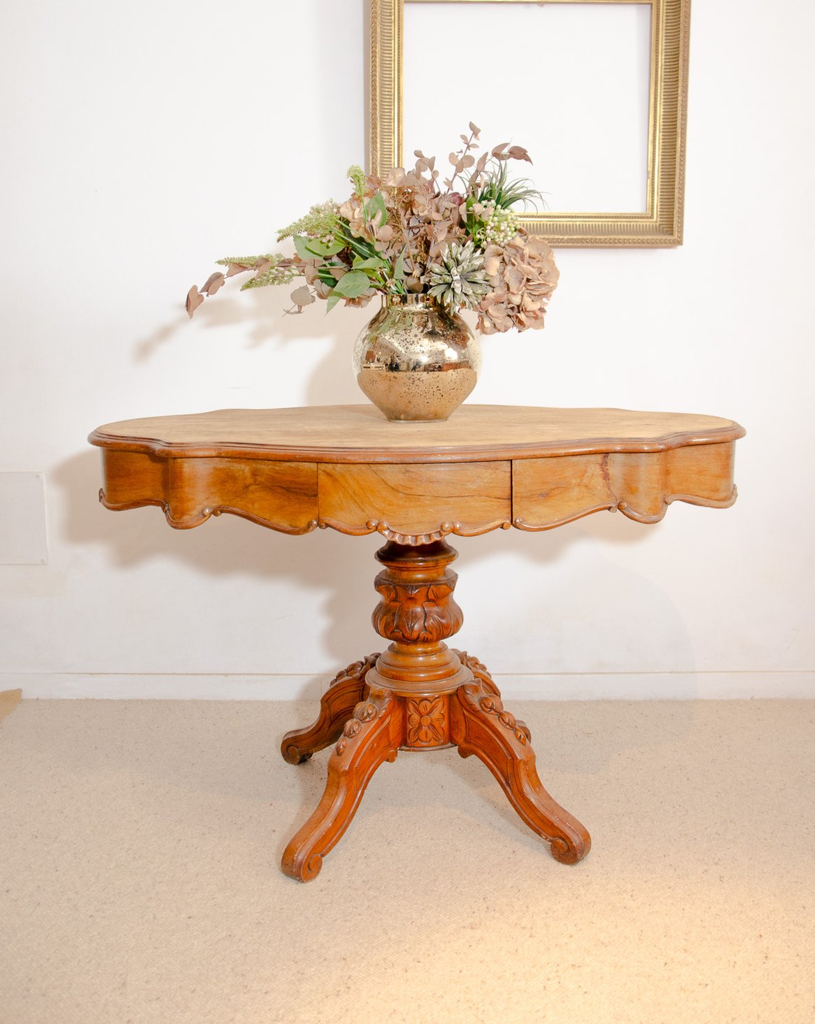 Table en bois Francine N°887 - Bon état, DEBONGOUT