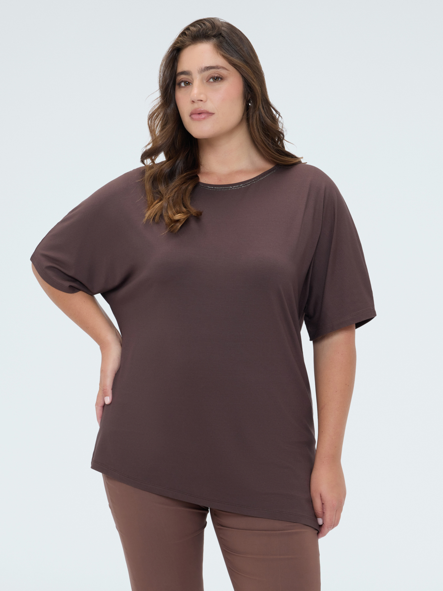 T-shirt avec strass sur l'encolure, FIORELLA RUBINO