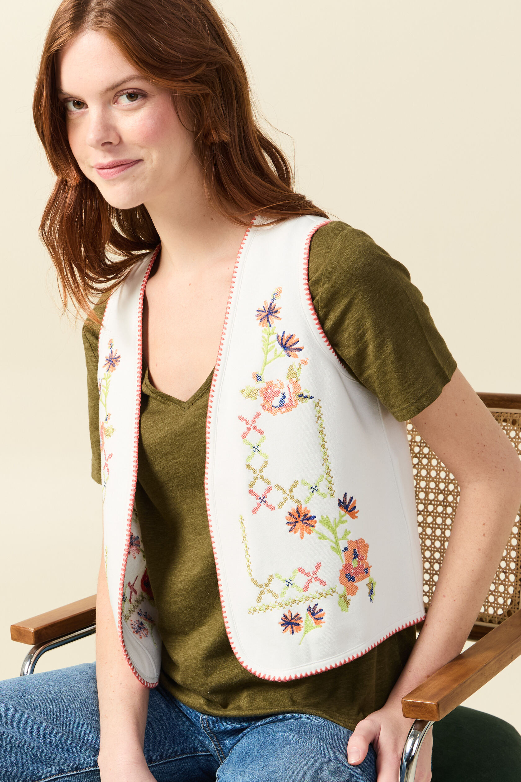 Cardigan droit court brodé sans manches, BONOBO